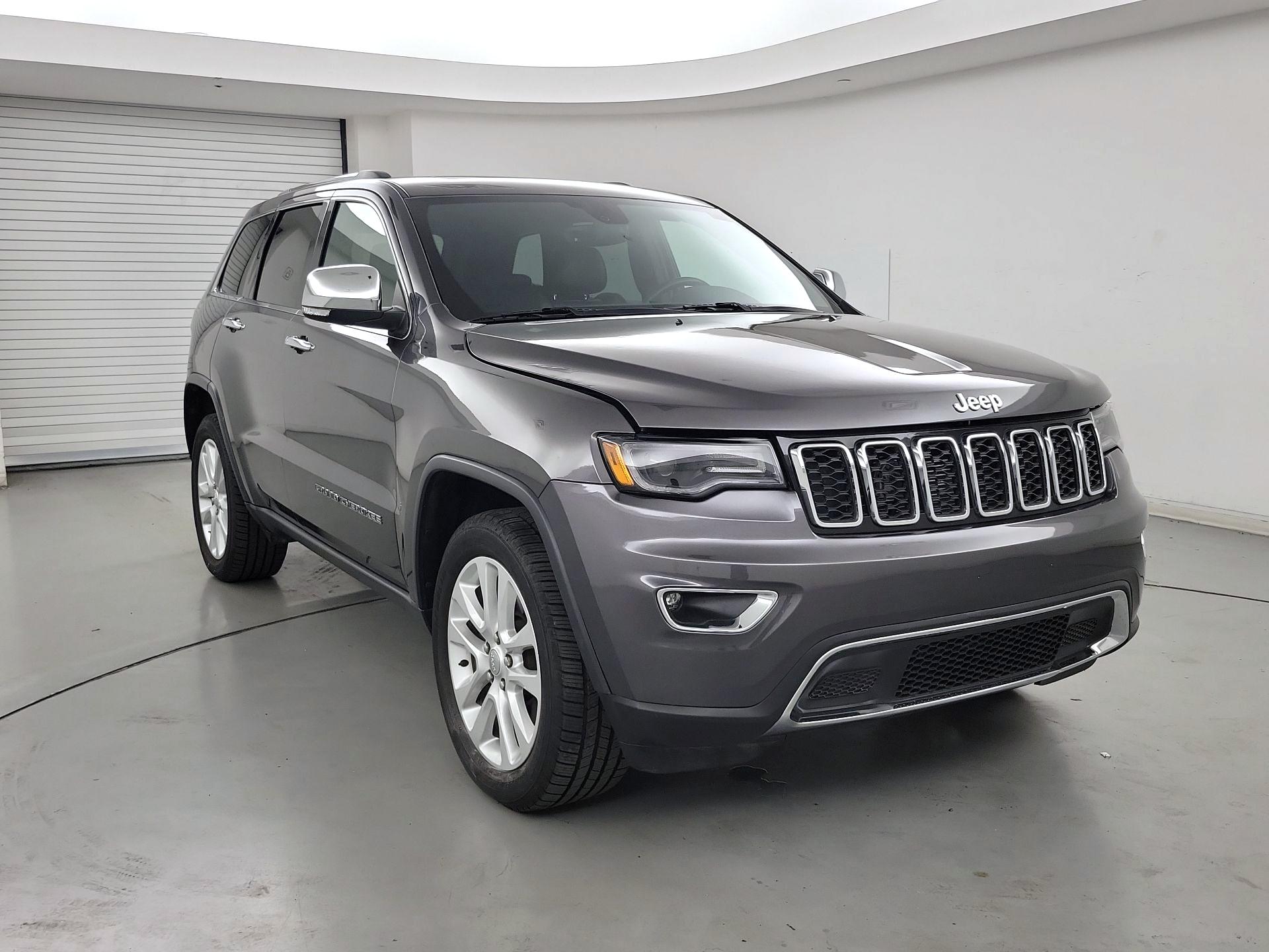 Thumbnail: 2017 Jeep Grand Cherokee - 1