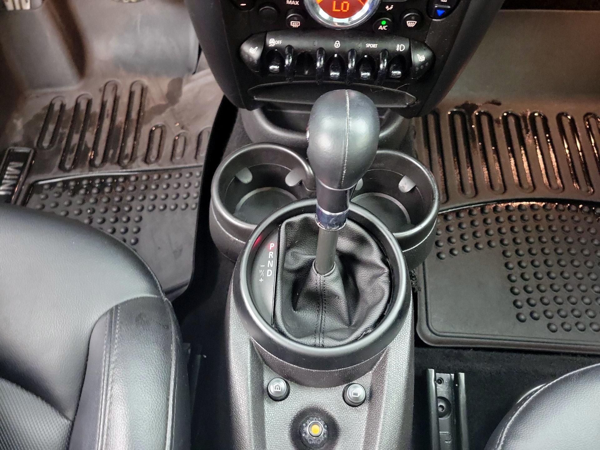 Thumbnail: 2015 MINI Cooper Countryman - 15