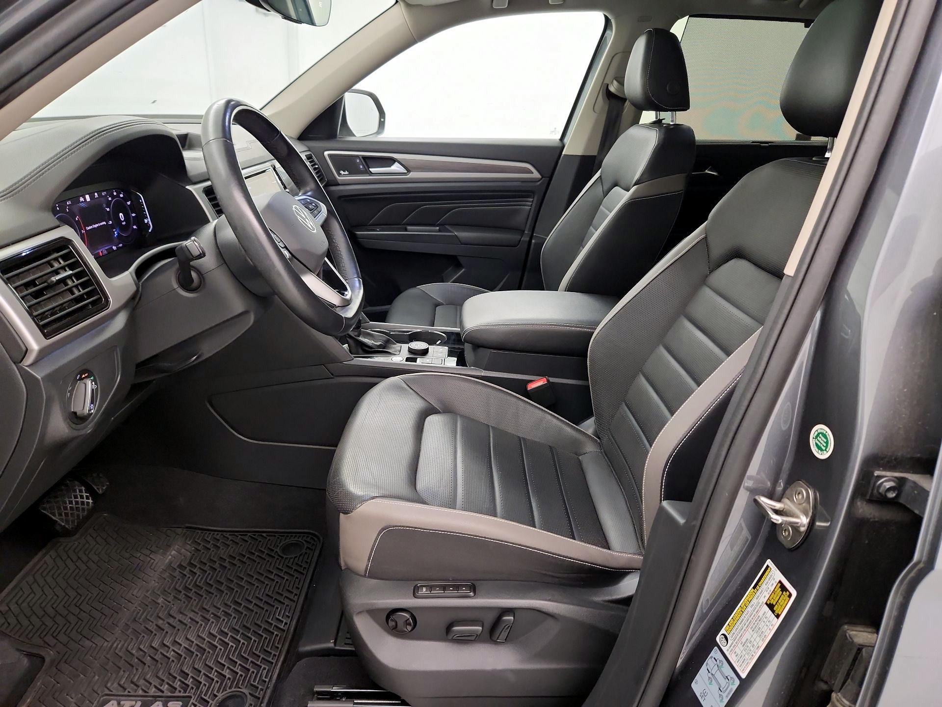 Thumbnail: 2021 Volkswagen Atlas - 11