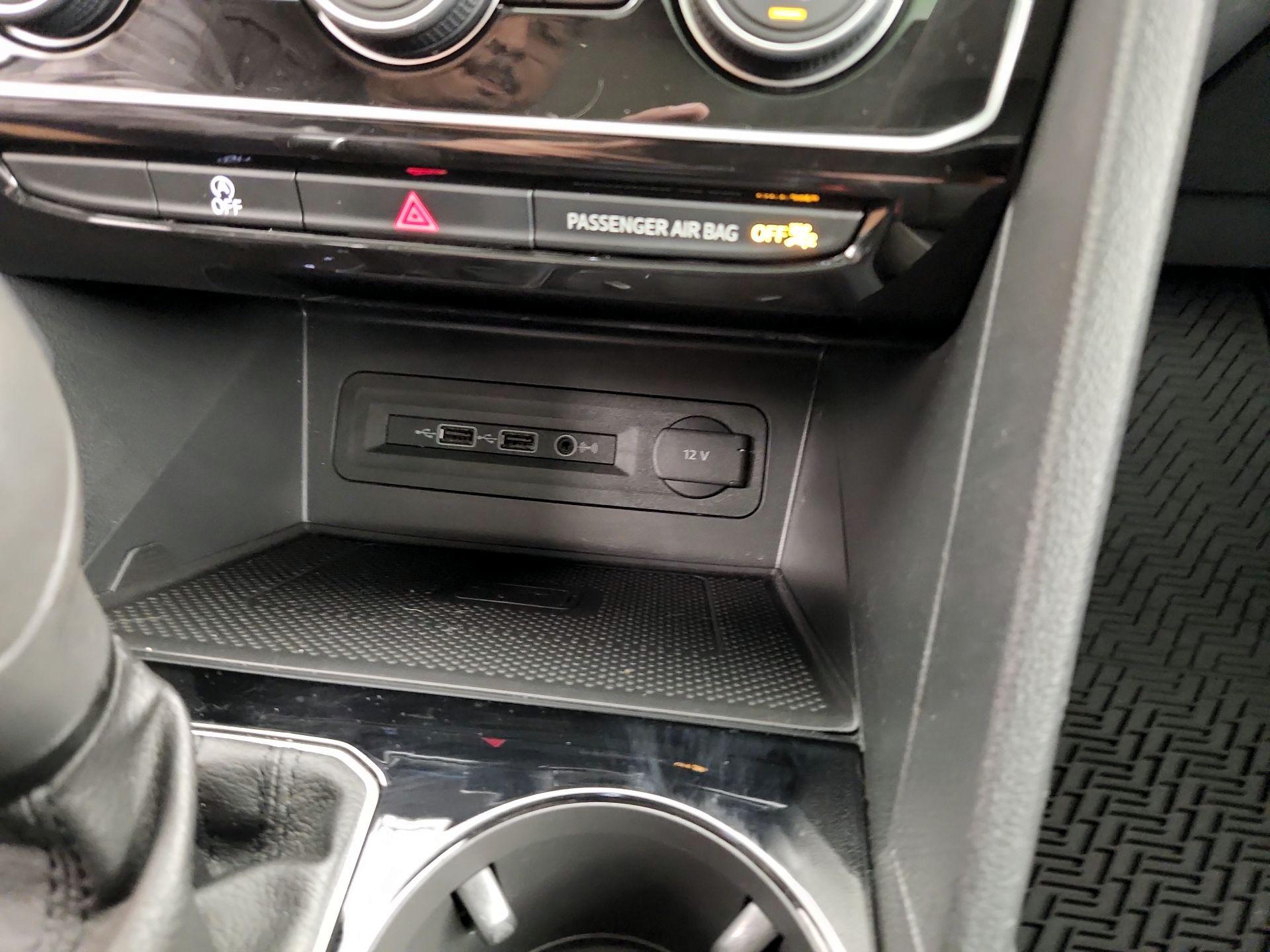 Thumbnail: 2021 Volkswagen Atlas - 19