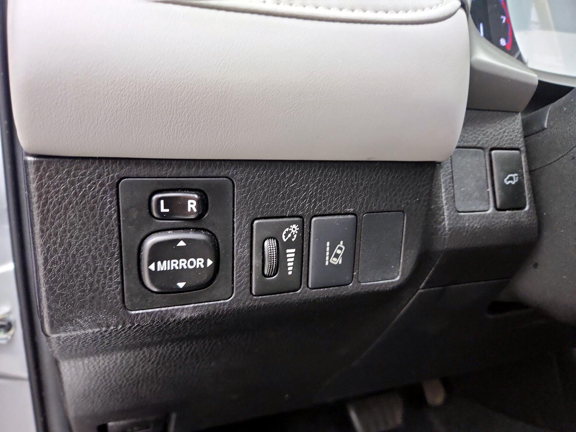 Thumbnail: 2017 Toyota RAV4 - 13
