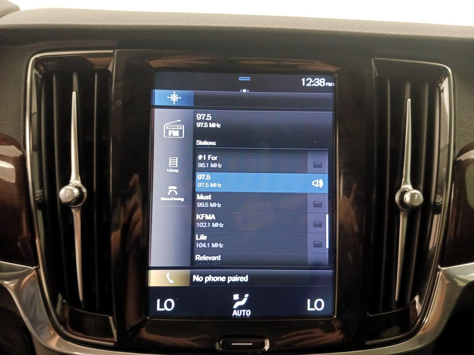 2018 Volvo S90 Momentum - Photo 17