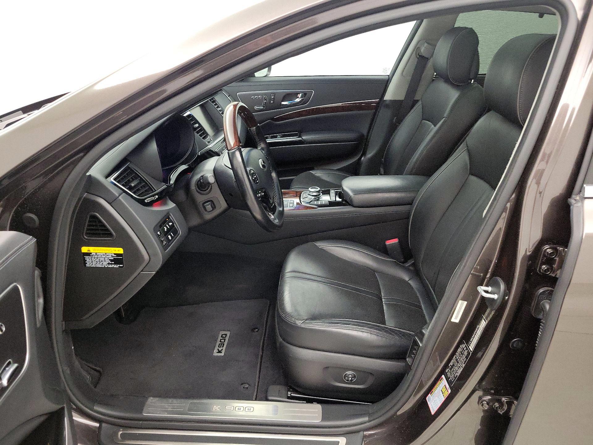 Thumbnail: 2015 Kia K900 - 11