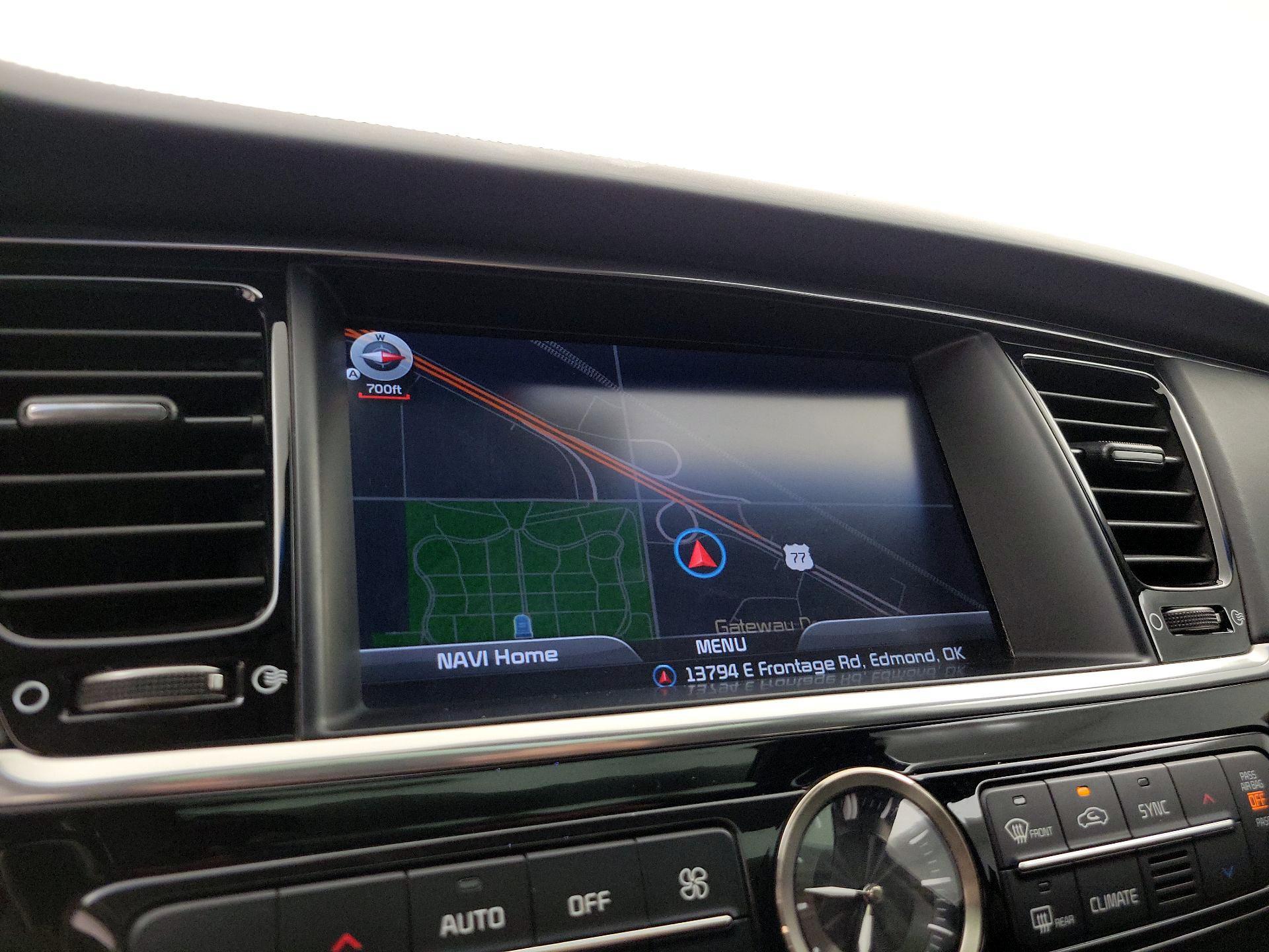 Thumbnail: 2015 Kia K900 - 14