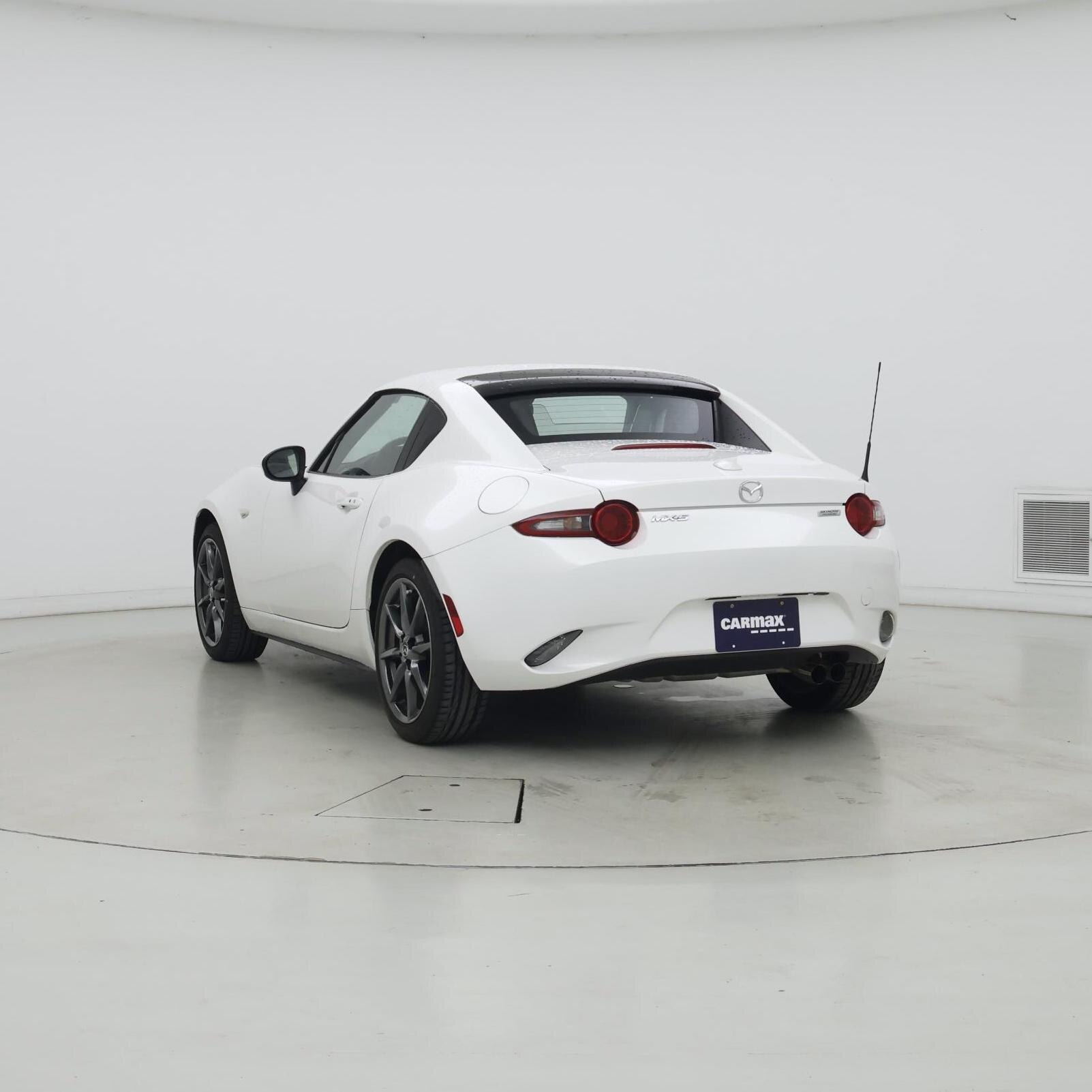 Thumbnail: 2017 Mazda MX-5 Miata - 2
