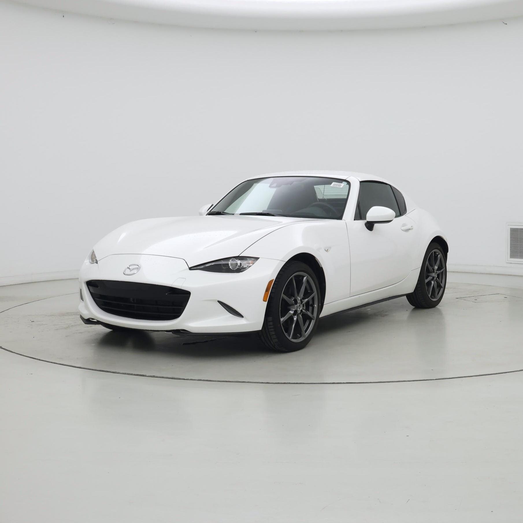Thumbnail: 2017 Mazda MX-5 Miata - 4