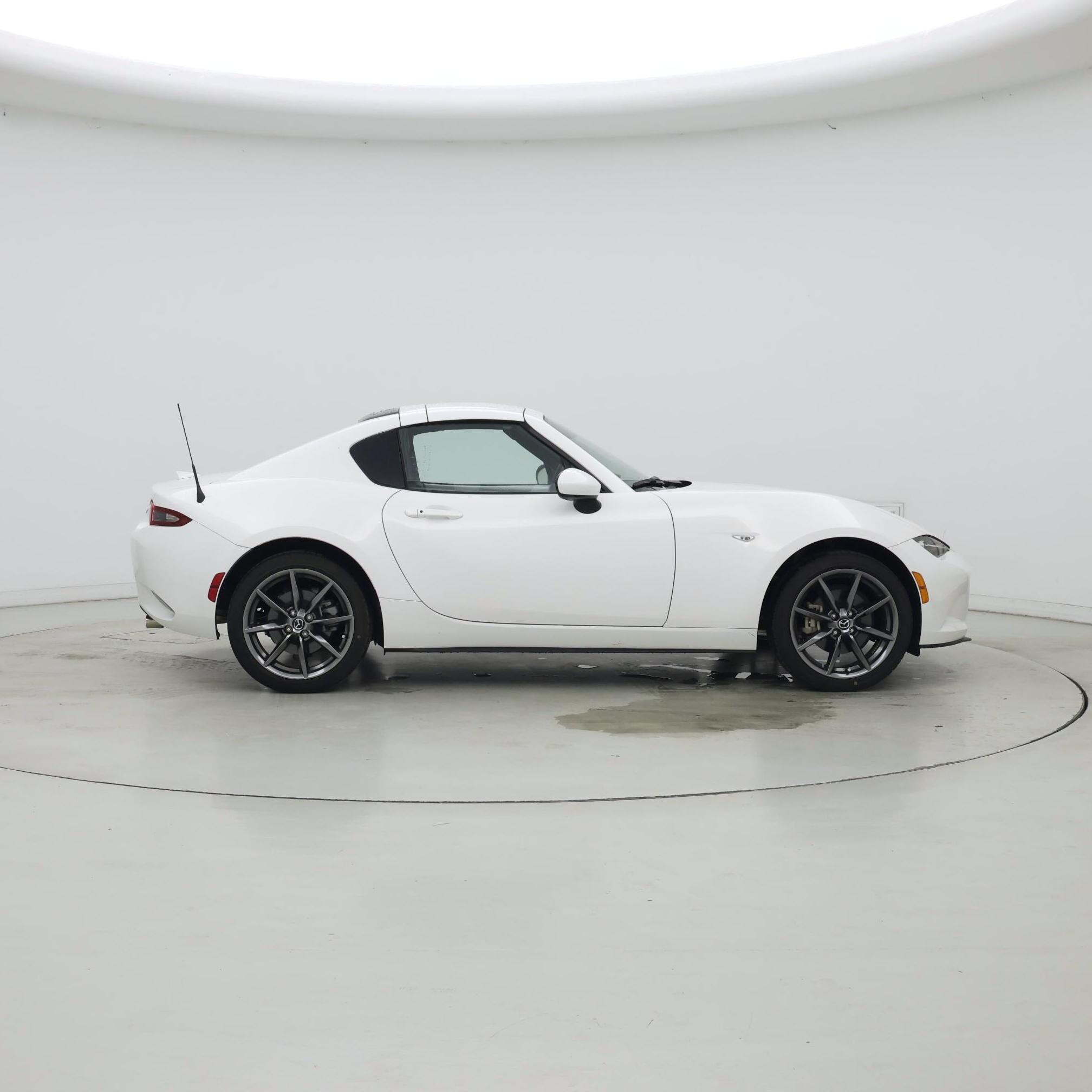 Thumbnail: 2017 Mazda MX-5 Miata - 7