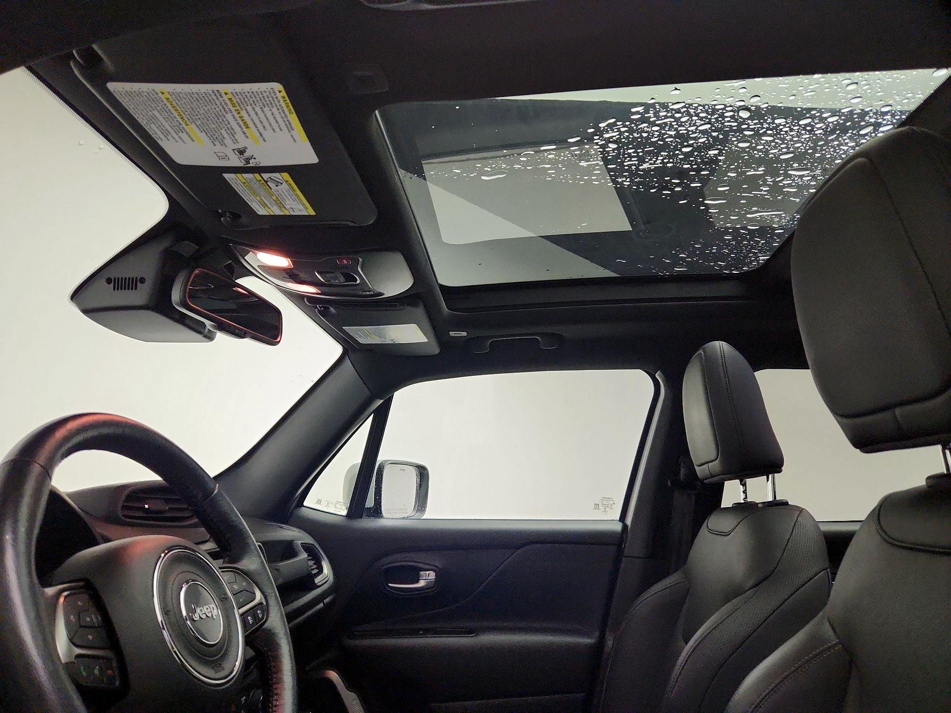 Thumbnail: 2020 Jeep Renegade - 20