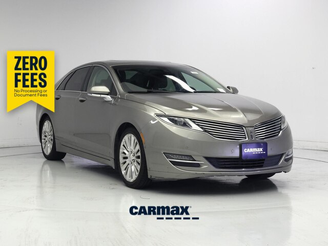 Silver 2016 Lincoln MKZ Sedan Front-Wheel Drive Automatic