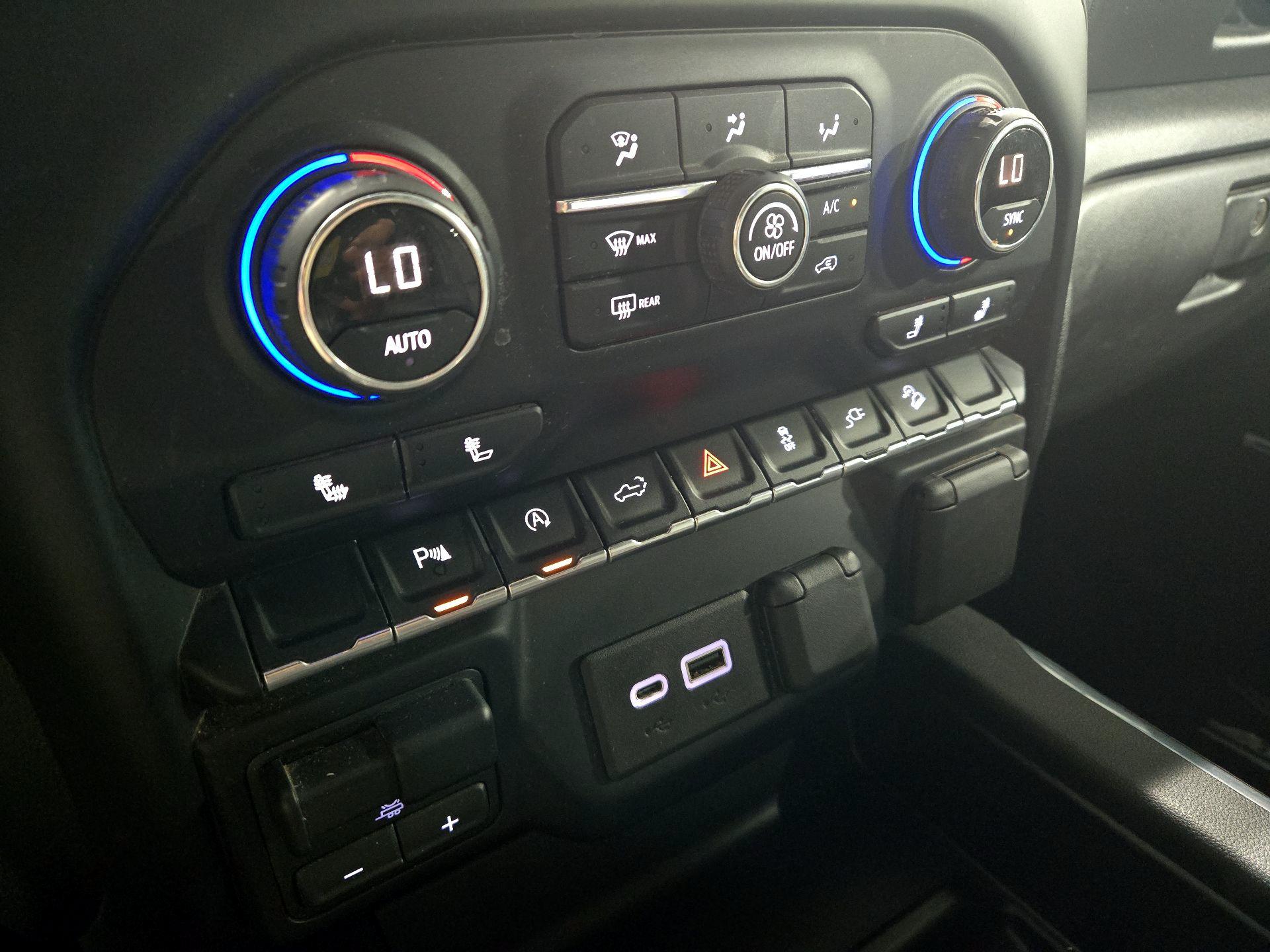 Thumbnail: 2020 Chevrolet Silverado 1500 - 14