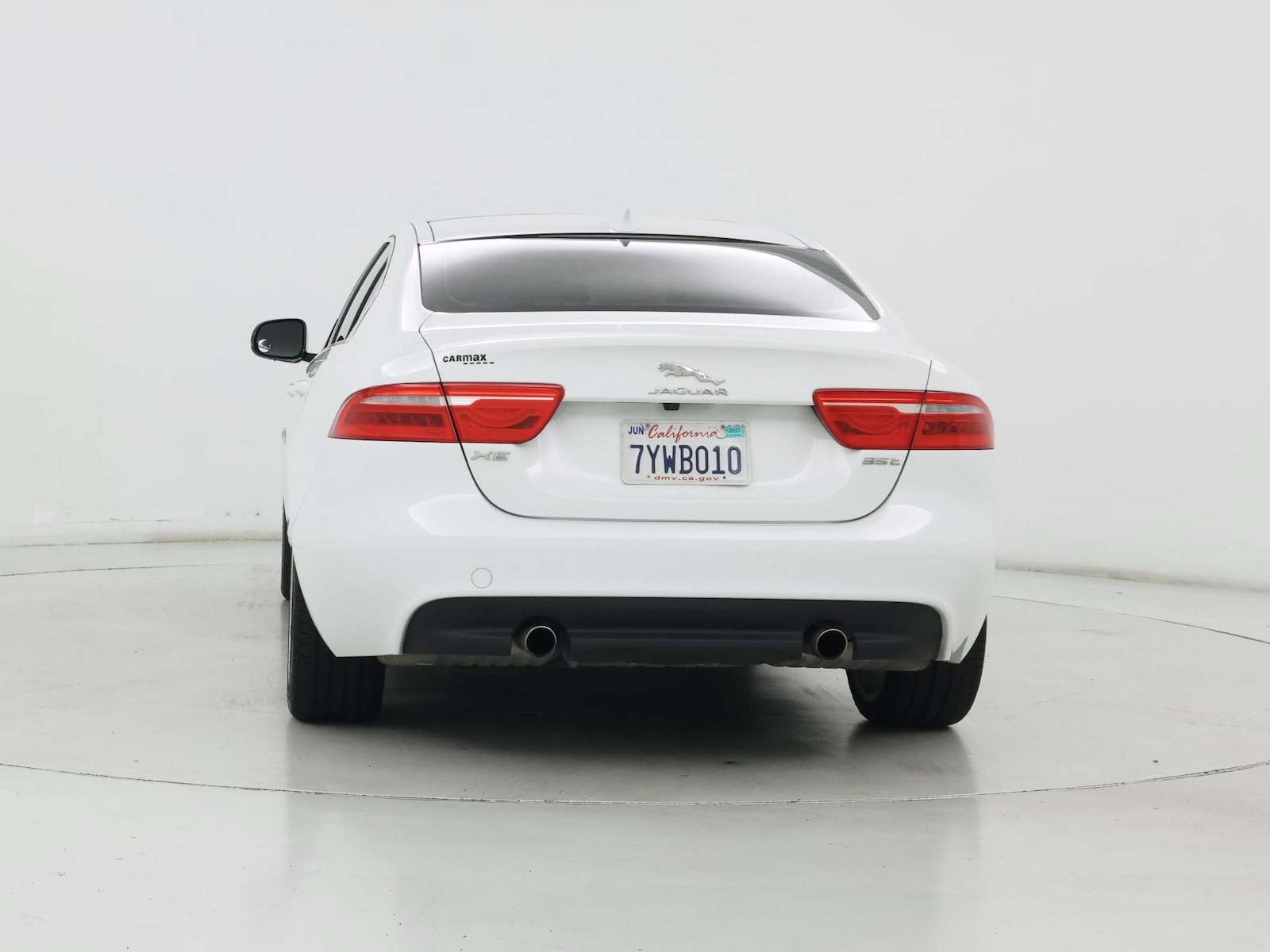 2017 Jaguar XE Premium - Photo 7