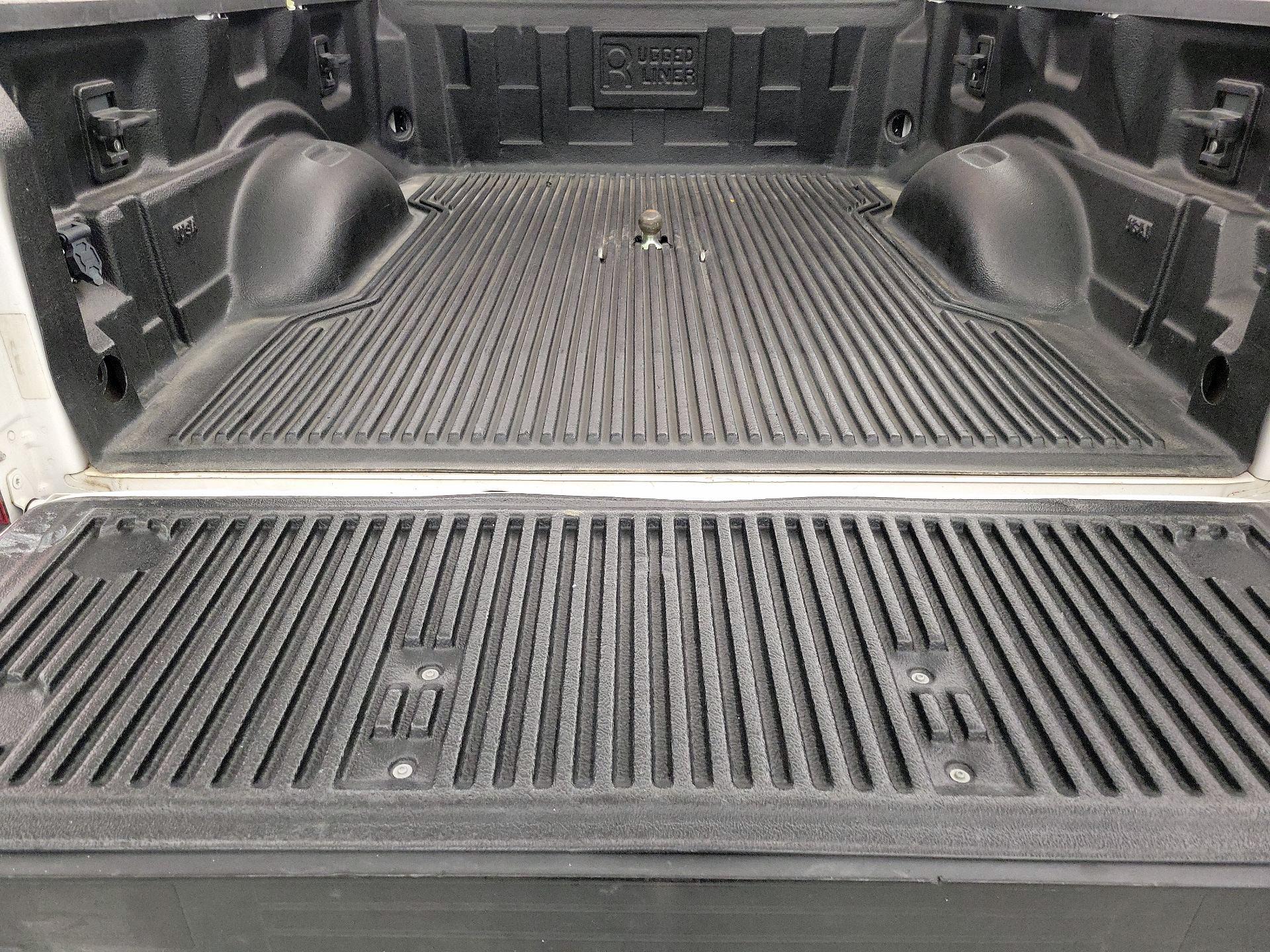Thumbnail: 2019 Ford F-250 - 20