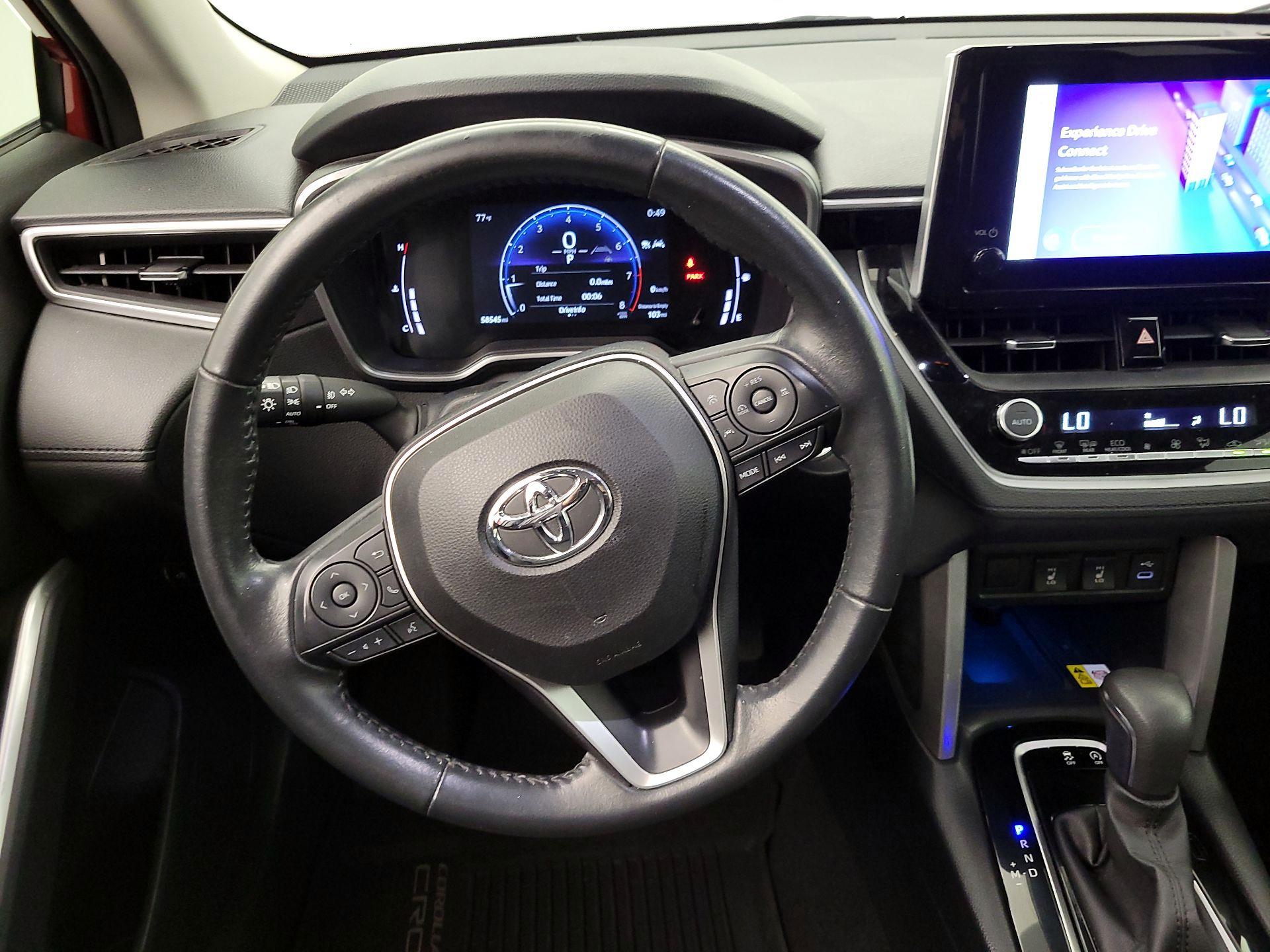 Thumbnail: 2023 Toyota Corolla Cross - 10