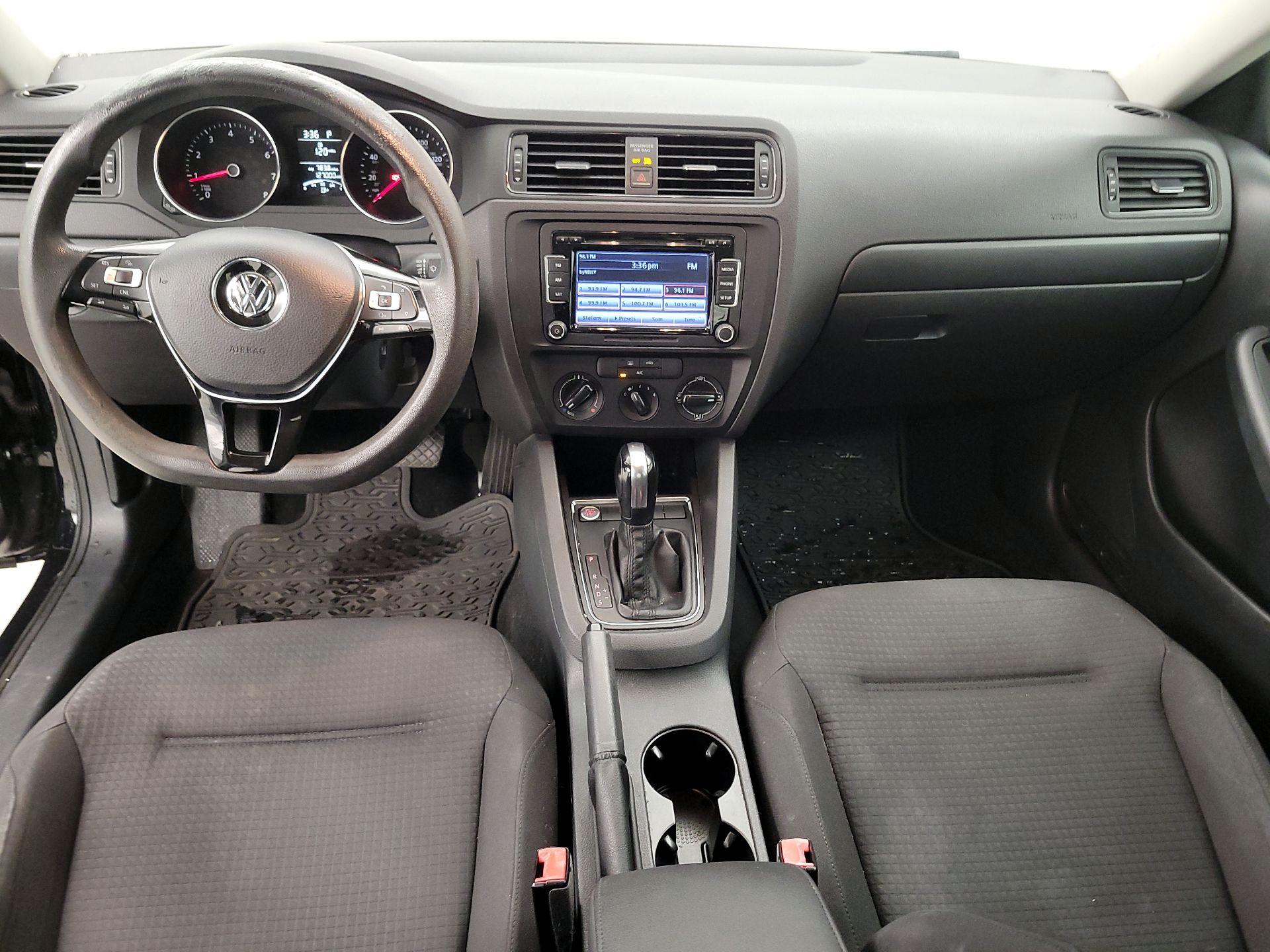Thumbnail: 2015 Volkswagen Jetta - 8