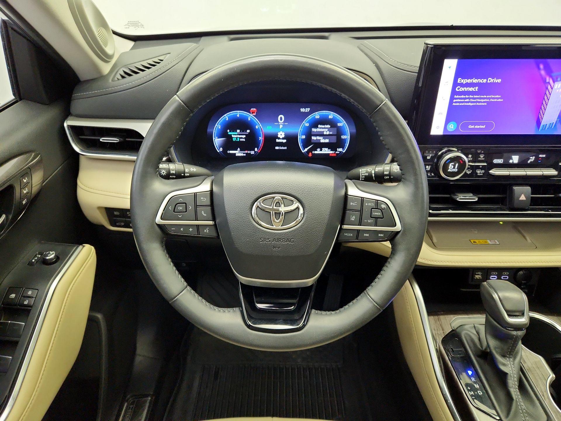 Thumbnail: 2024 Toyota Highlander - 10