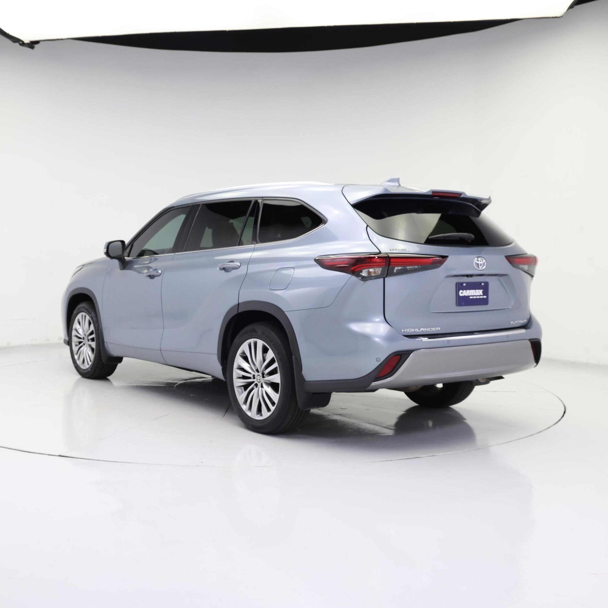 Thumbnail: 2024 Toyota Highlander - 2