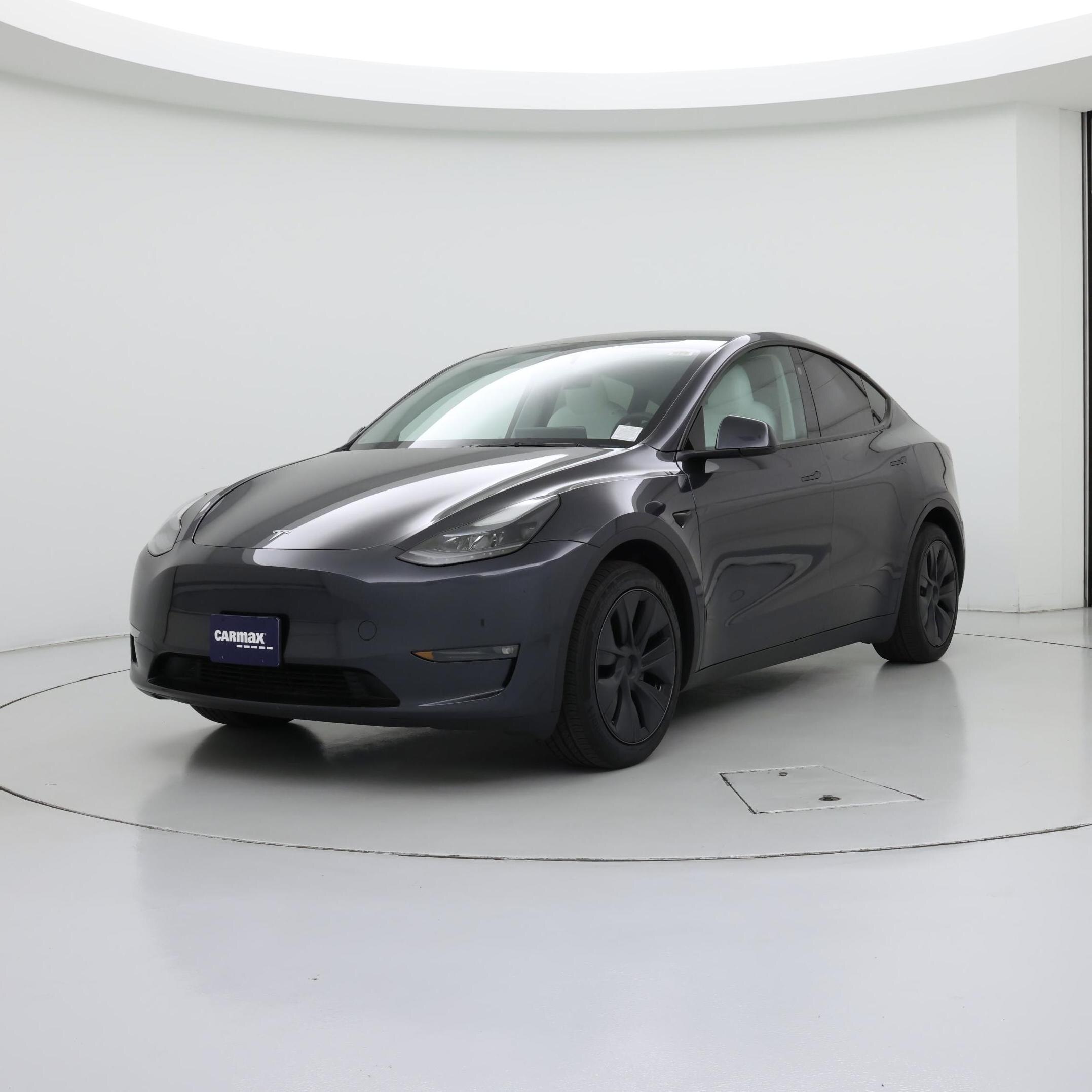 Thumbnail: 2024 Tesla Model Y - 4