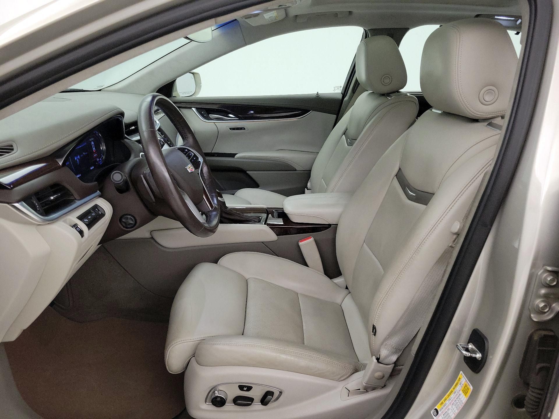Thumbnail: 2016 Cadillac XTS - 11