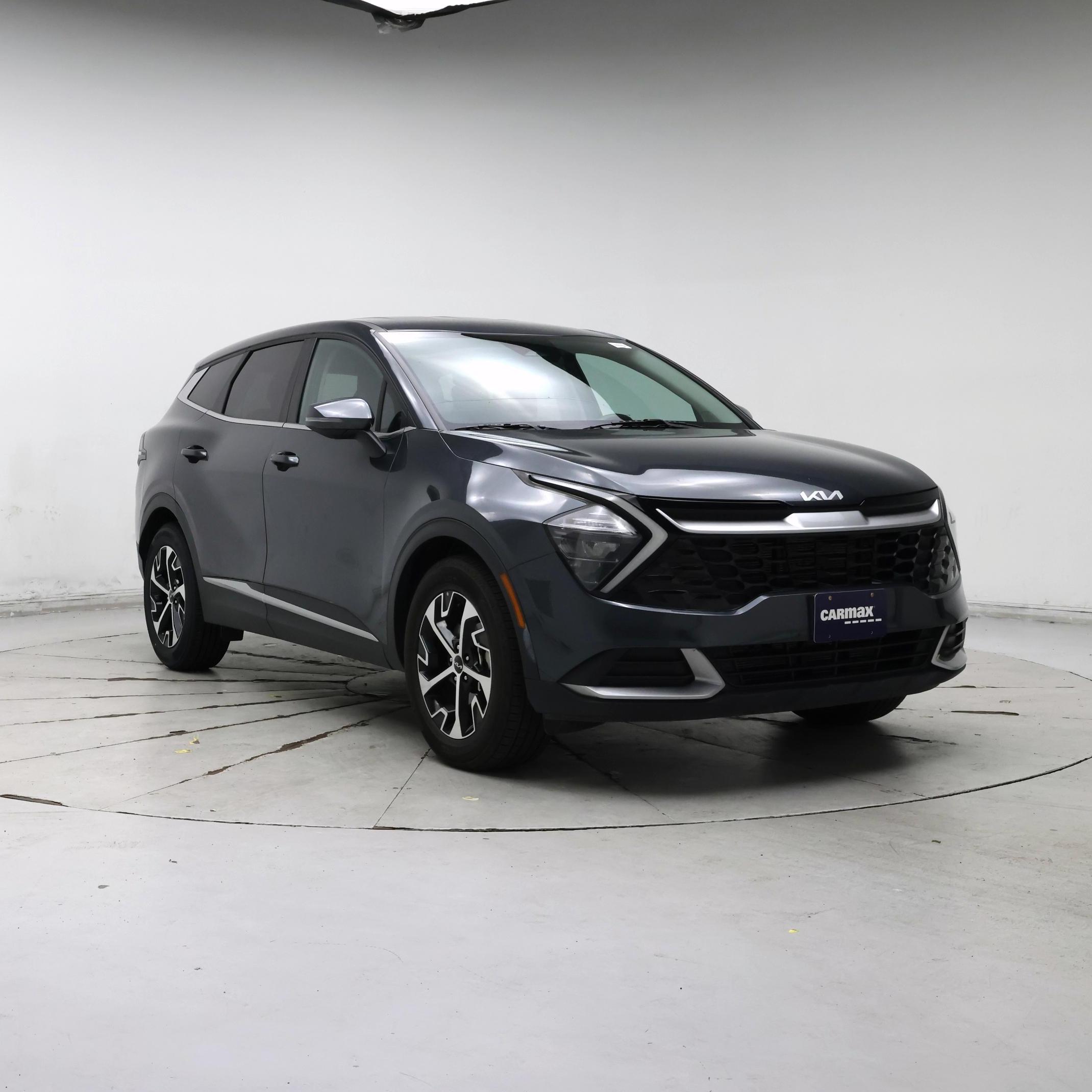 Silver 2023 Kia Sportage SUV / Crossover Front-Wheel Drive Automatic