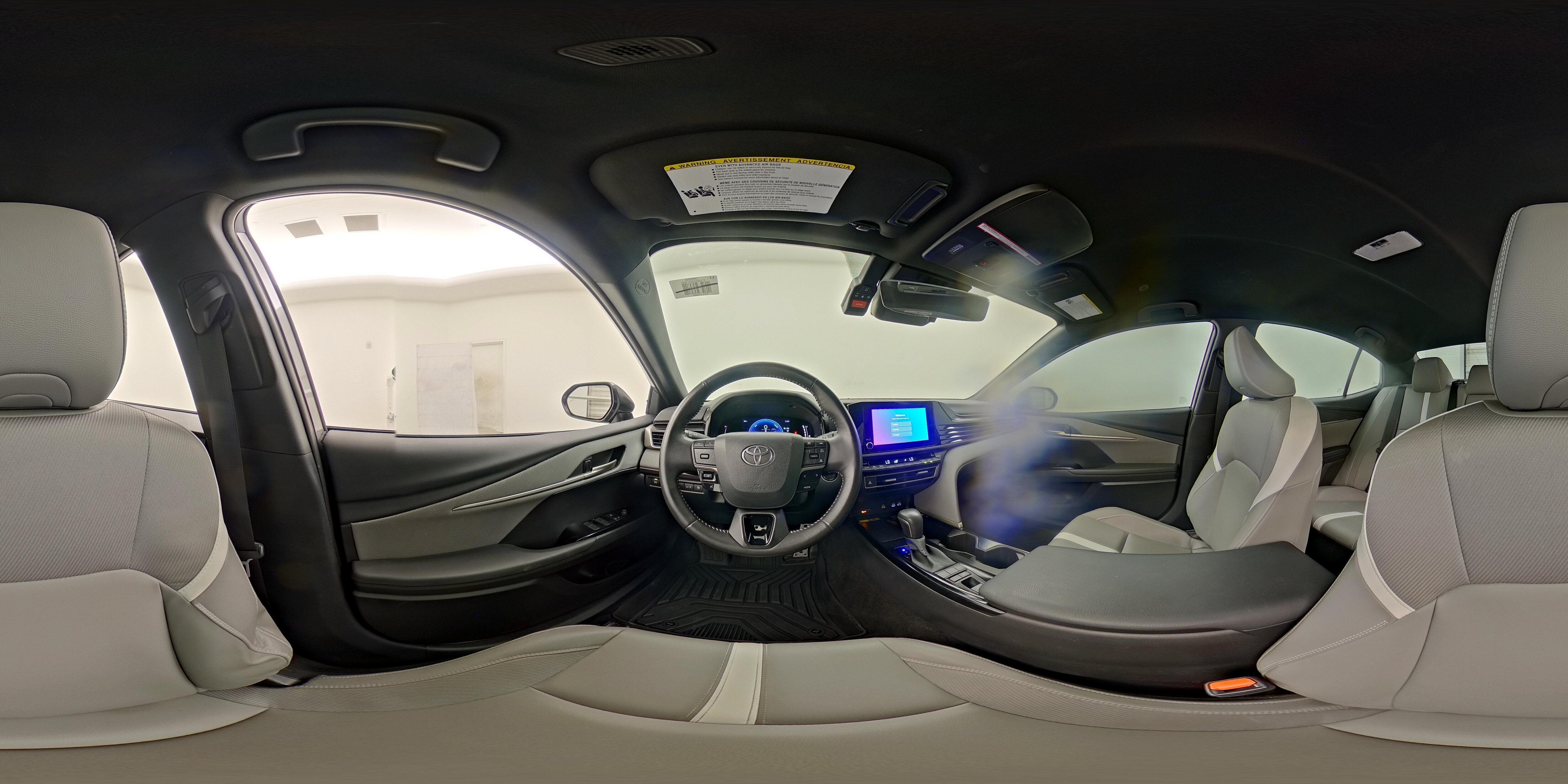 2025 Toyota Camry SE - Photo 27