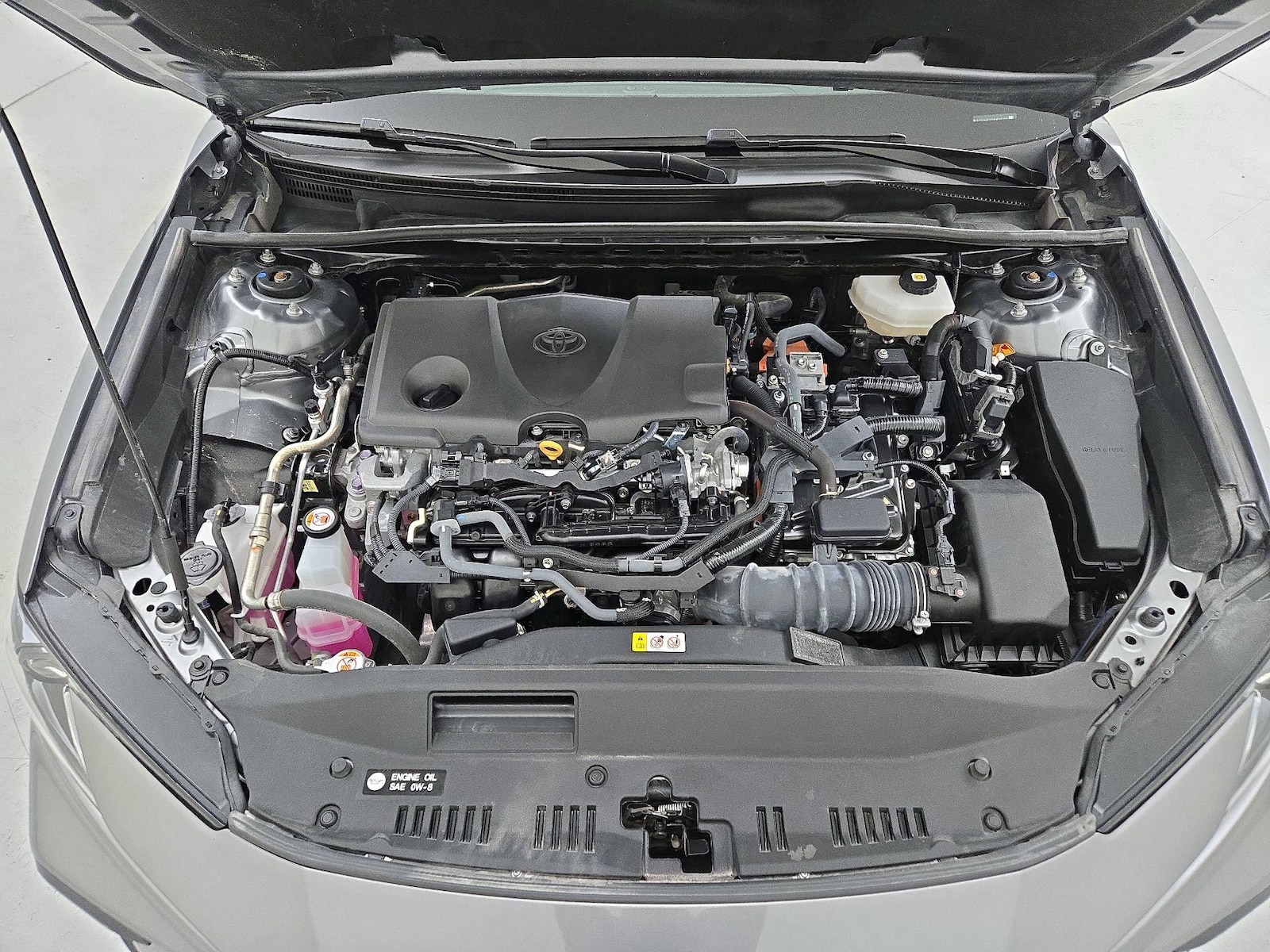 2025 Toyota Camry SE - Photo 23