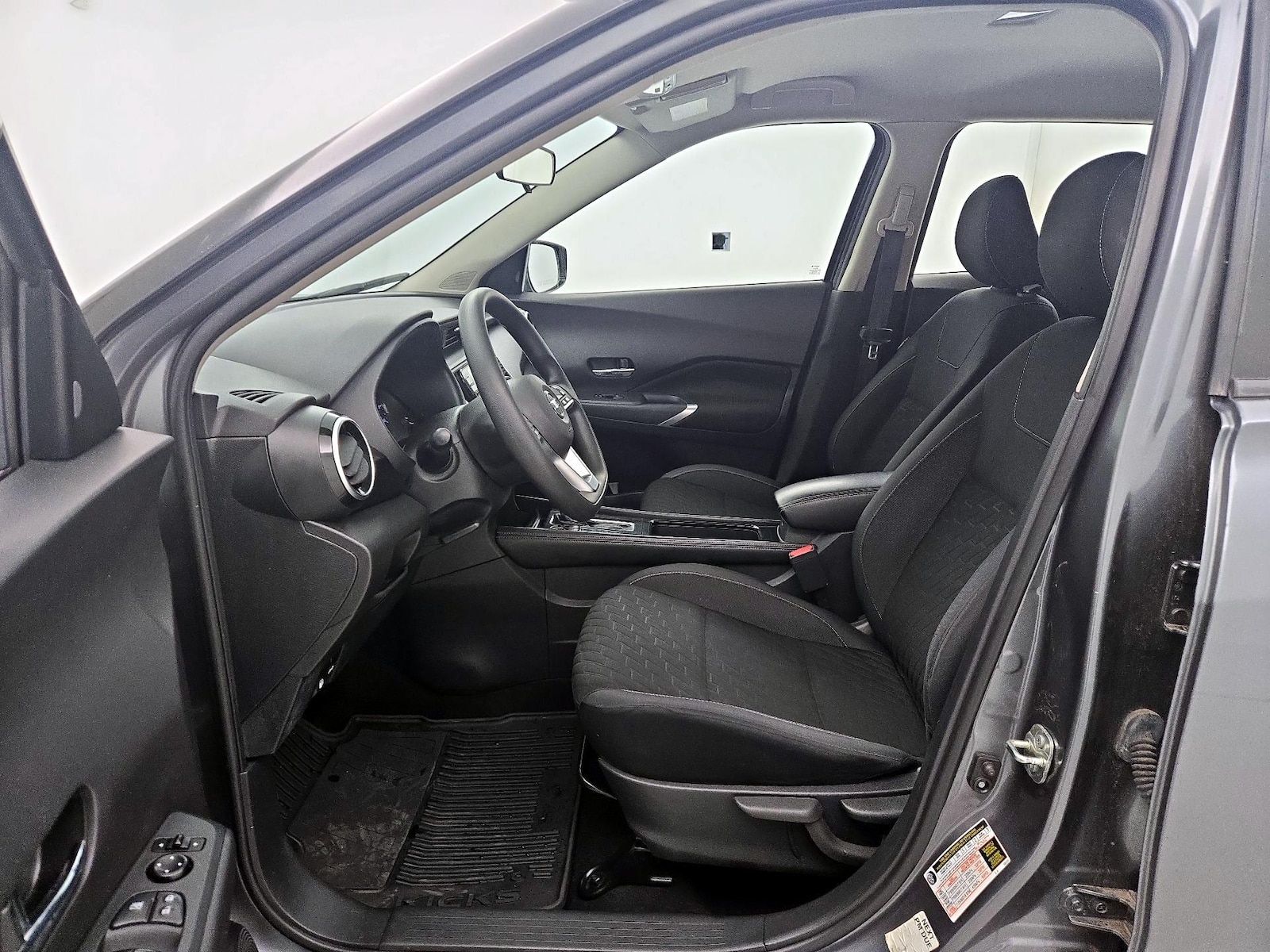 2021 Nissan Kicks SV - Photo 12
