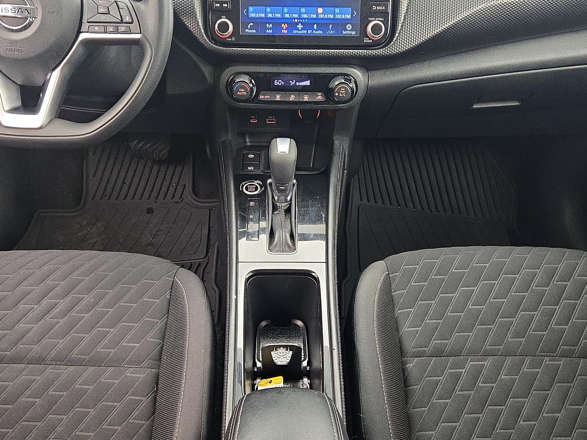 Thumbnail: 2021 Nissan Kicks - 16