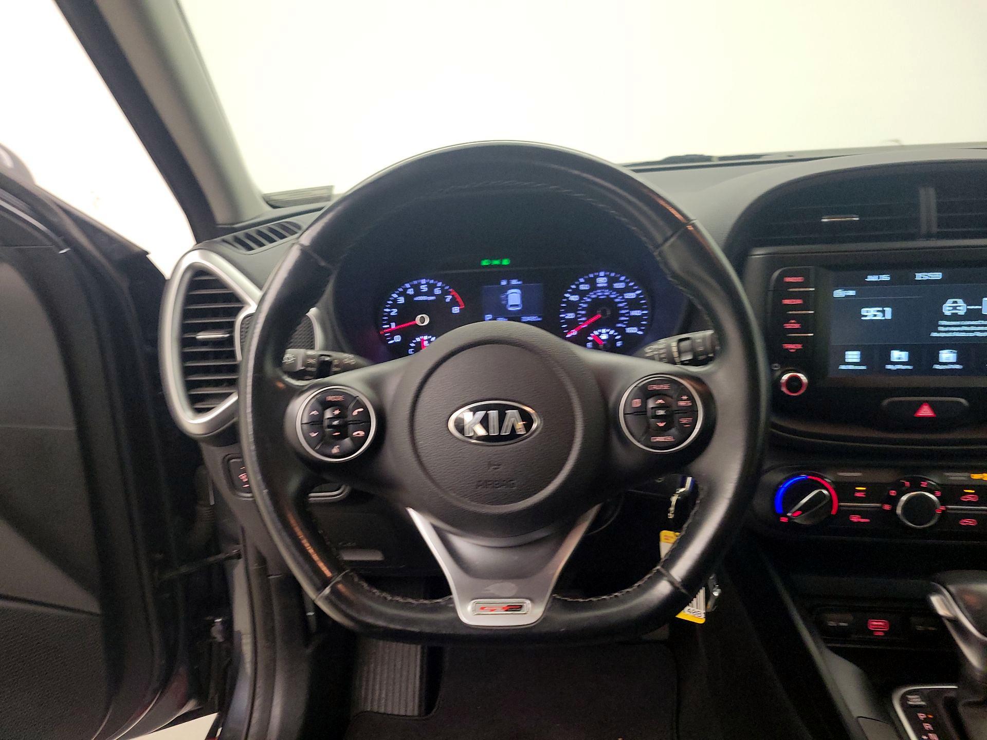 Thumbnail: 2020 Kia Soul - 10