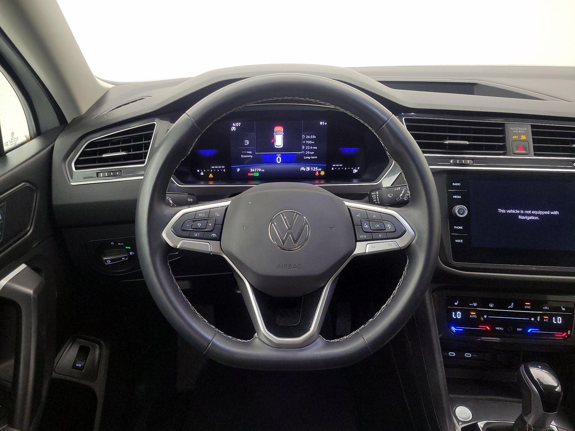 Thumbnail: 2024 Volkswagen Tiguan - 10