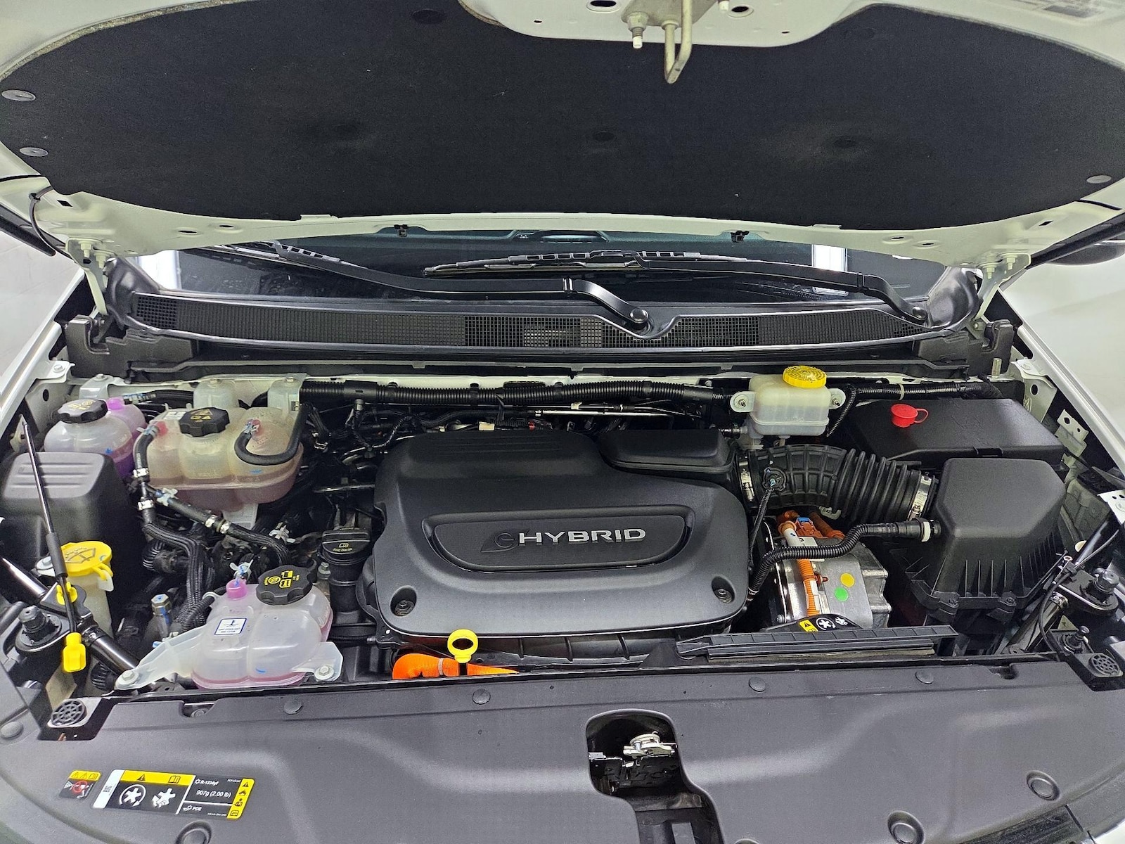 2024 Chrysler Pacifica PHEV Select - Photo 18