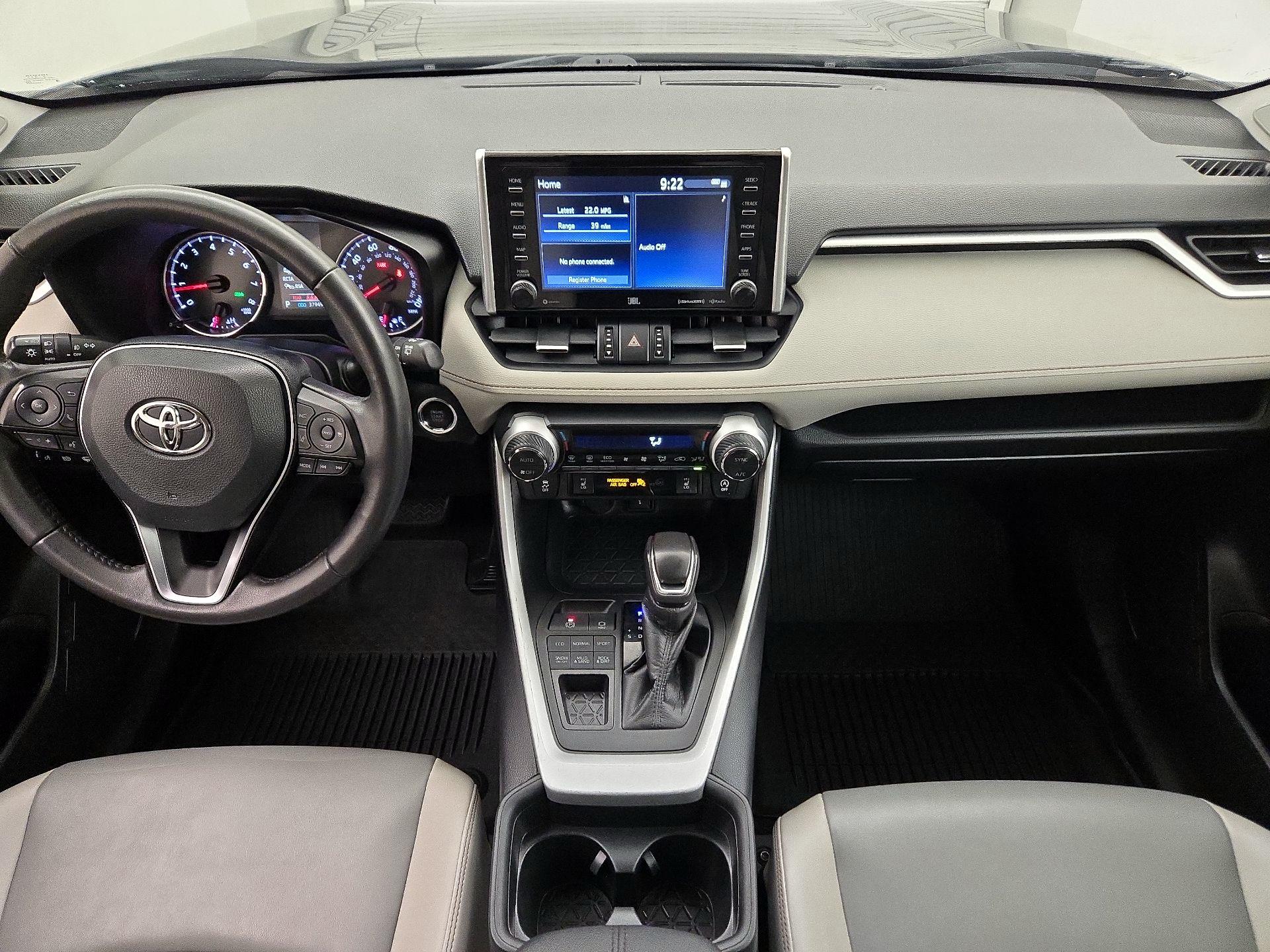 Thumbnail: 2021 Toyota RAV4 - 9