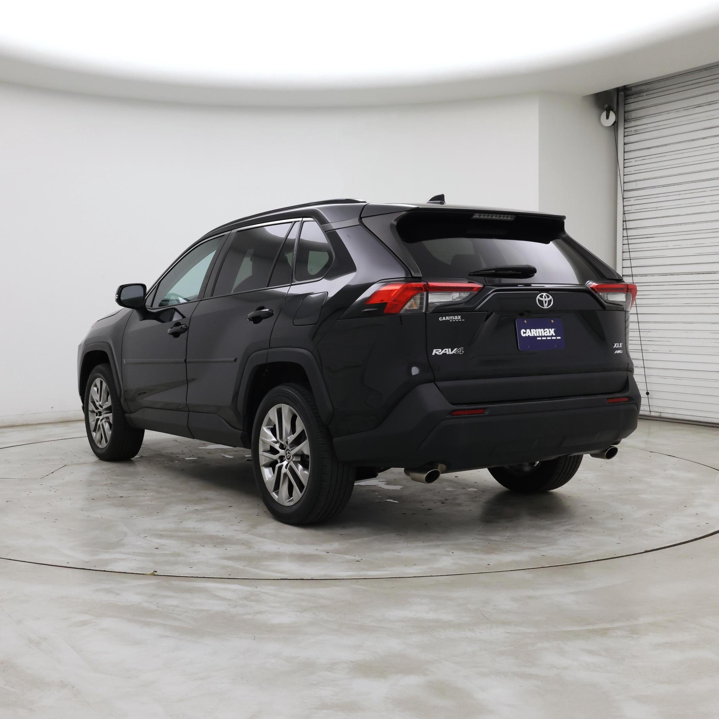 Thumbnail: 2021 Toyota RAV4 - 2