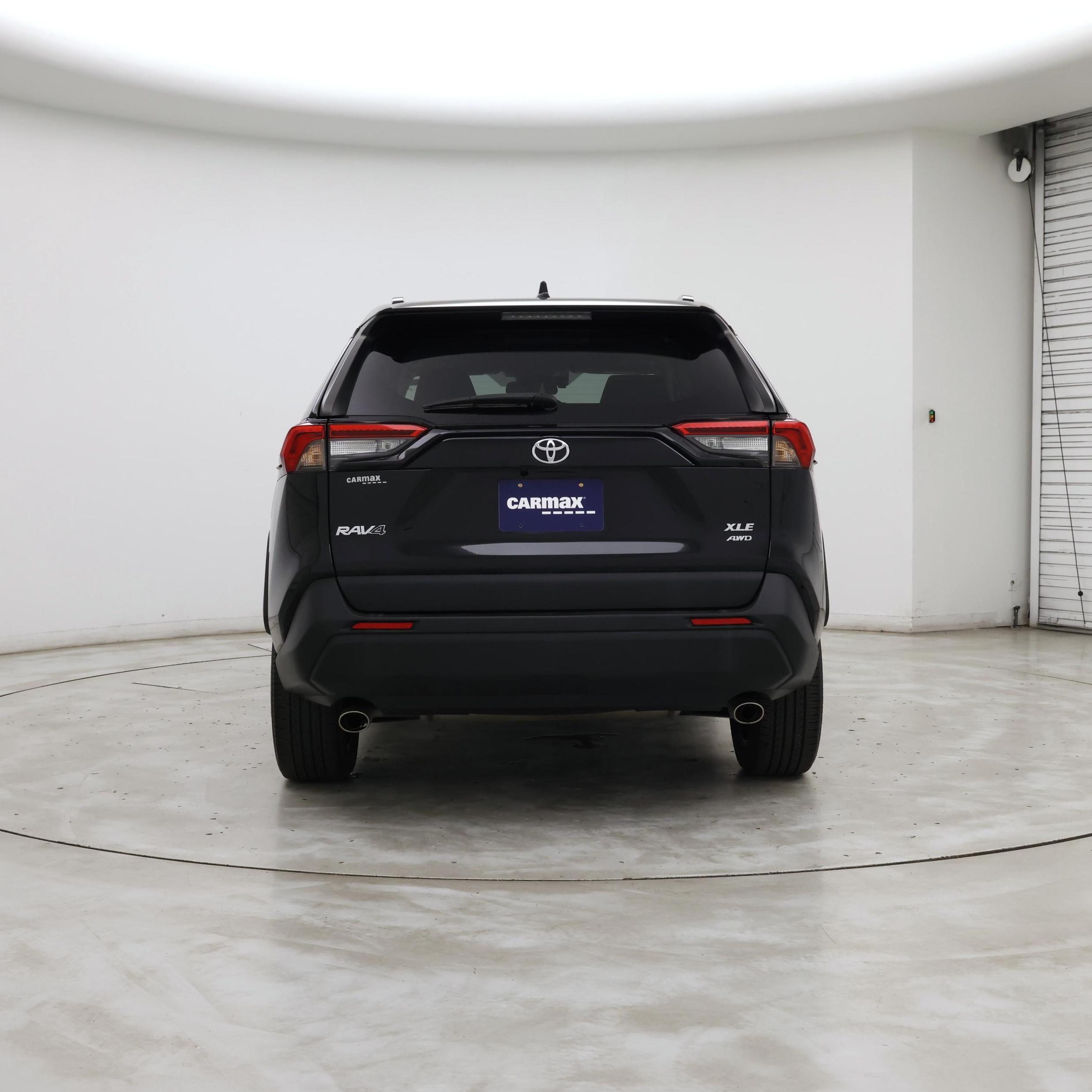 Thumbnail: 2021 Toyota RAV4 - 6