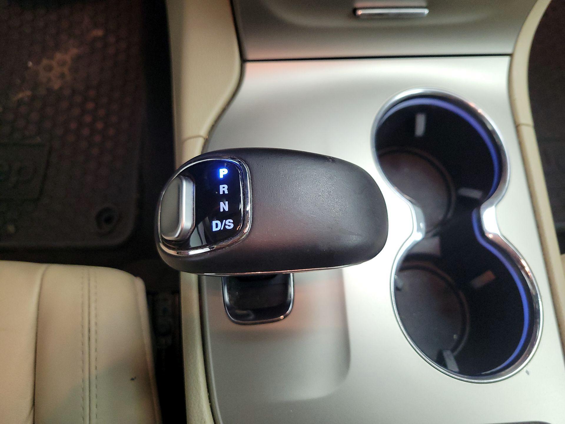 Thumbnail: 2015 Jeep Grand Cherokee - 15