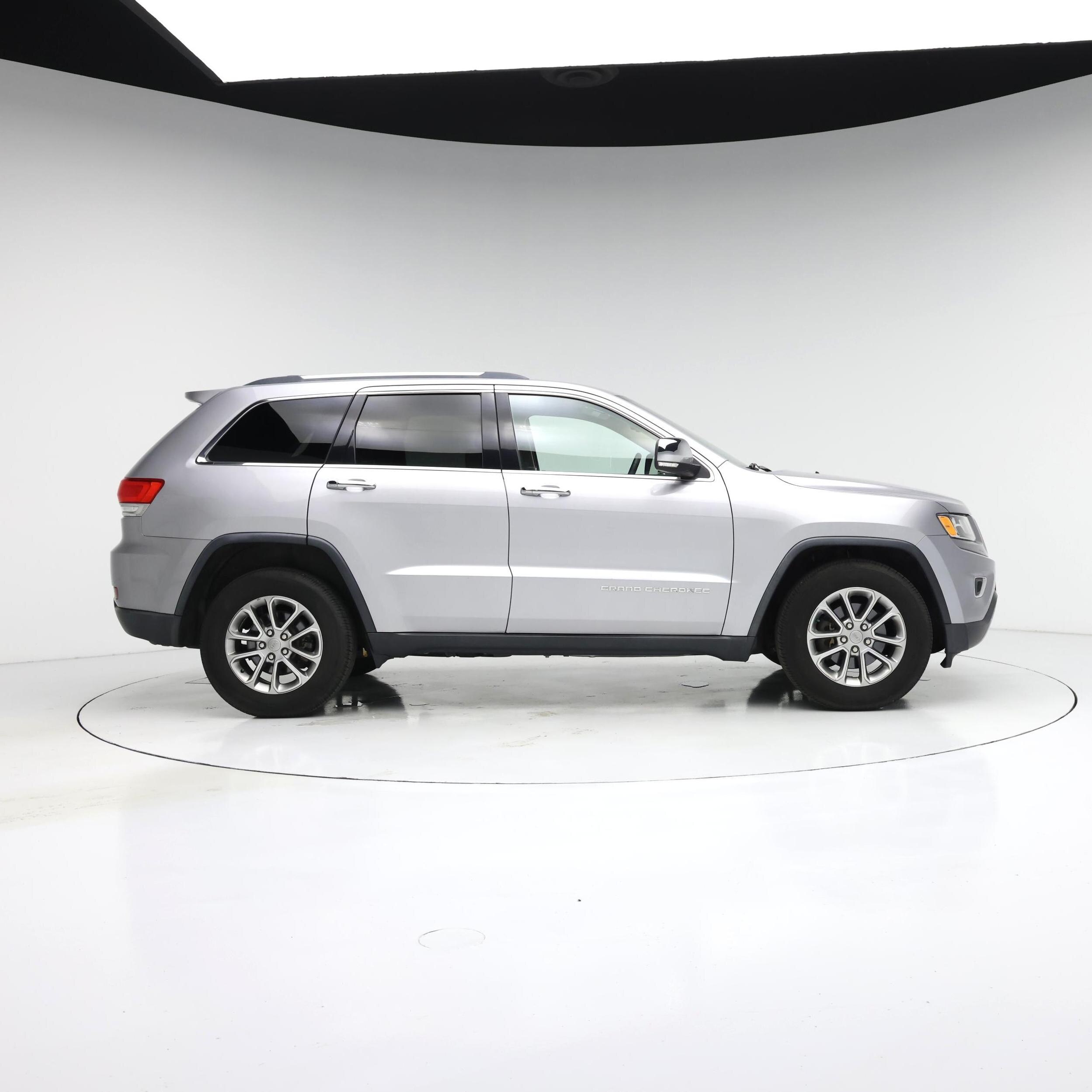 Thumbnail: 2015 Jeep Grand Cherokee - 7