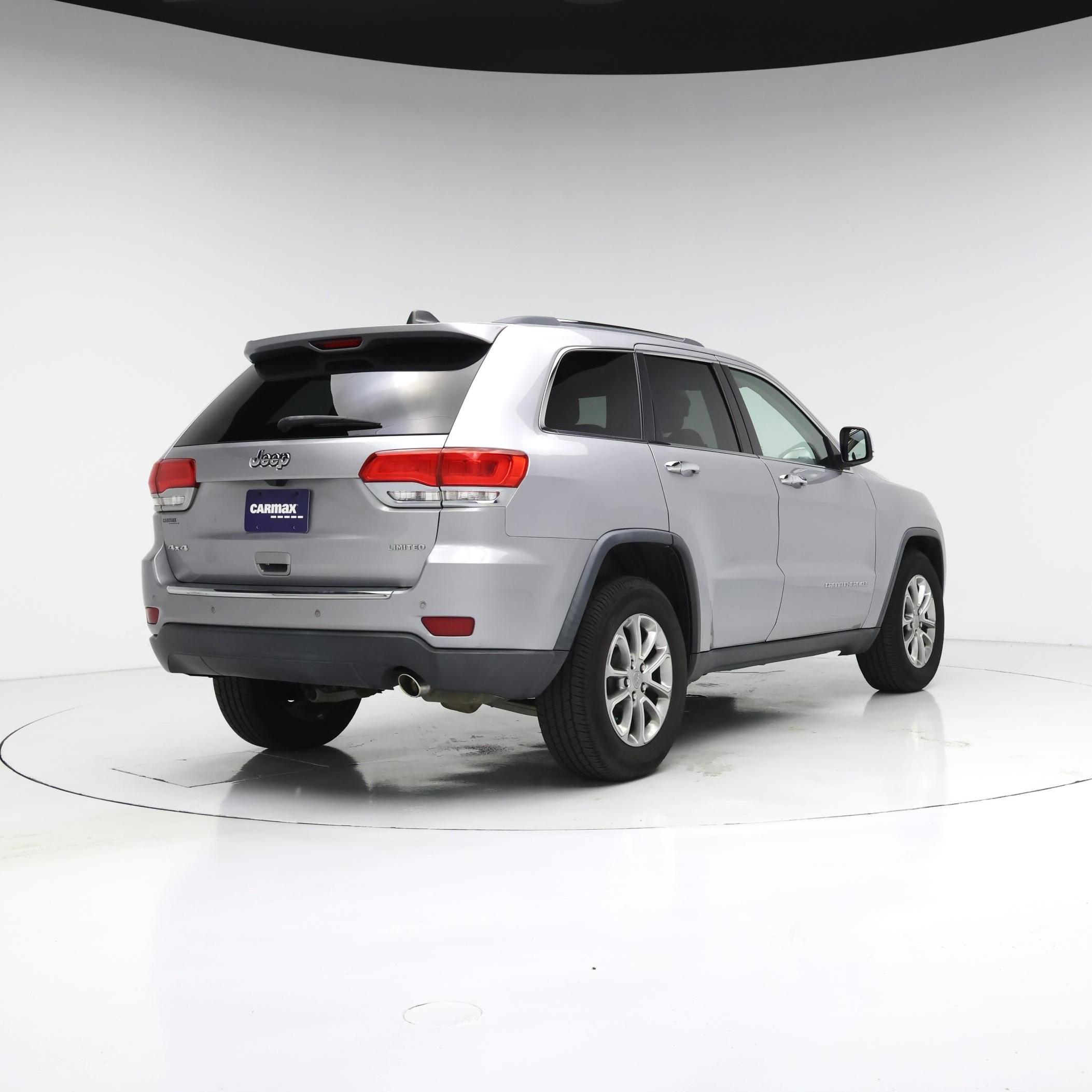 Thumbnail: 2015 Jeep Grand Cherokee - 8