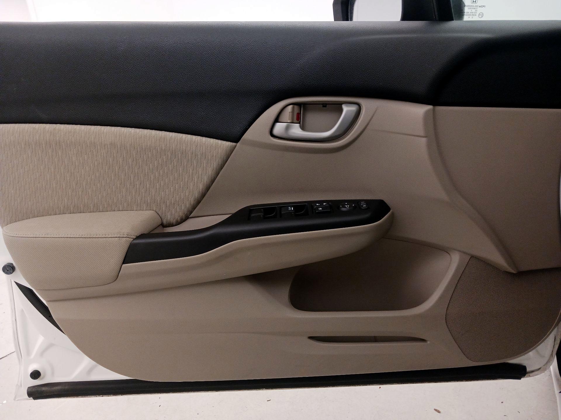 Thumbnail: 2014 Honda Civic - 12