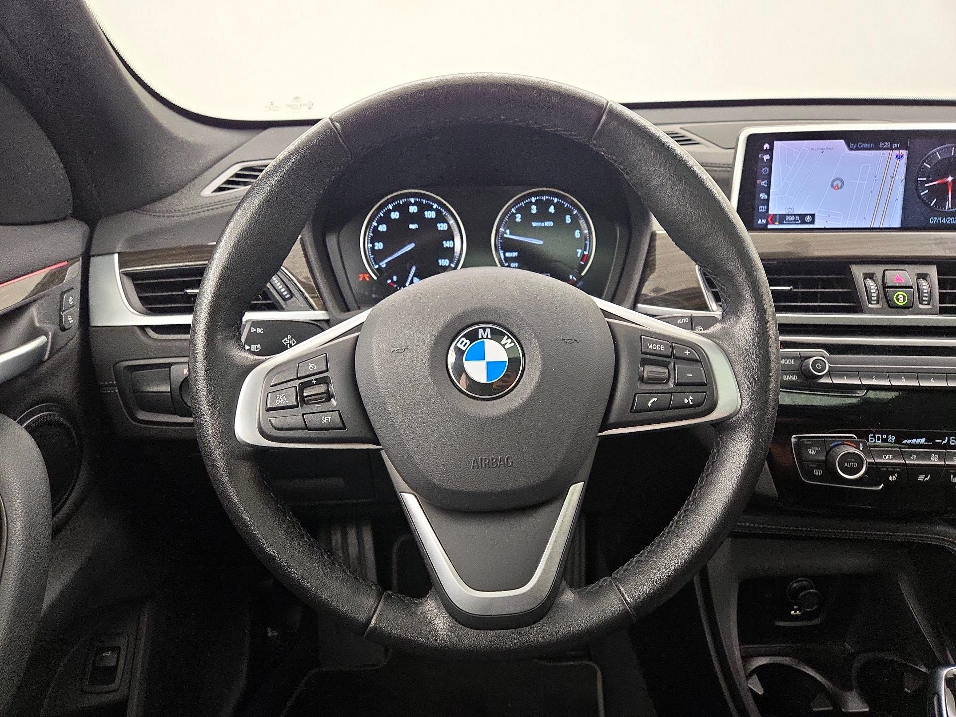 Thumbnail: 2022 BMW X1 - 10