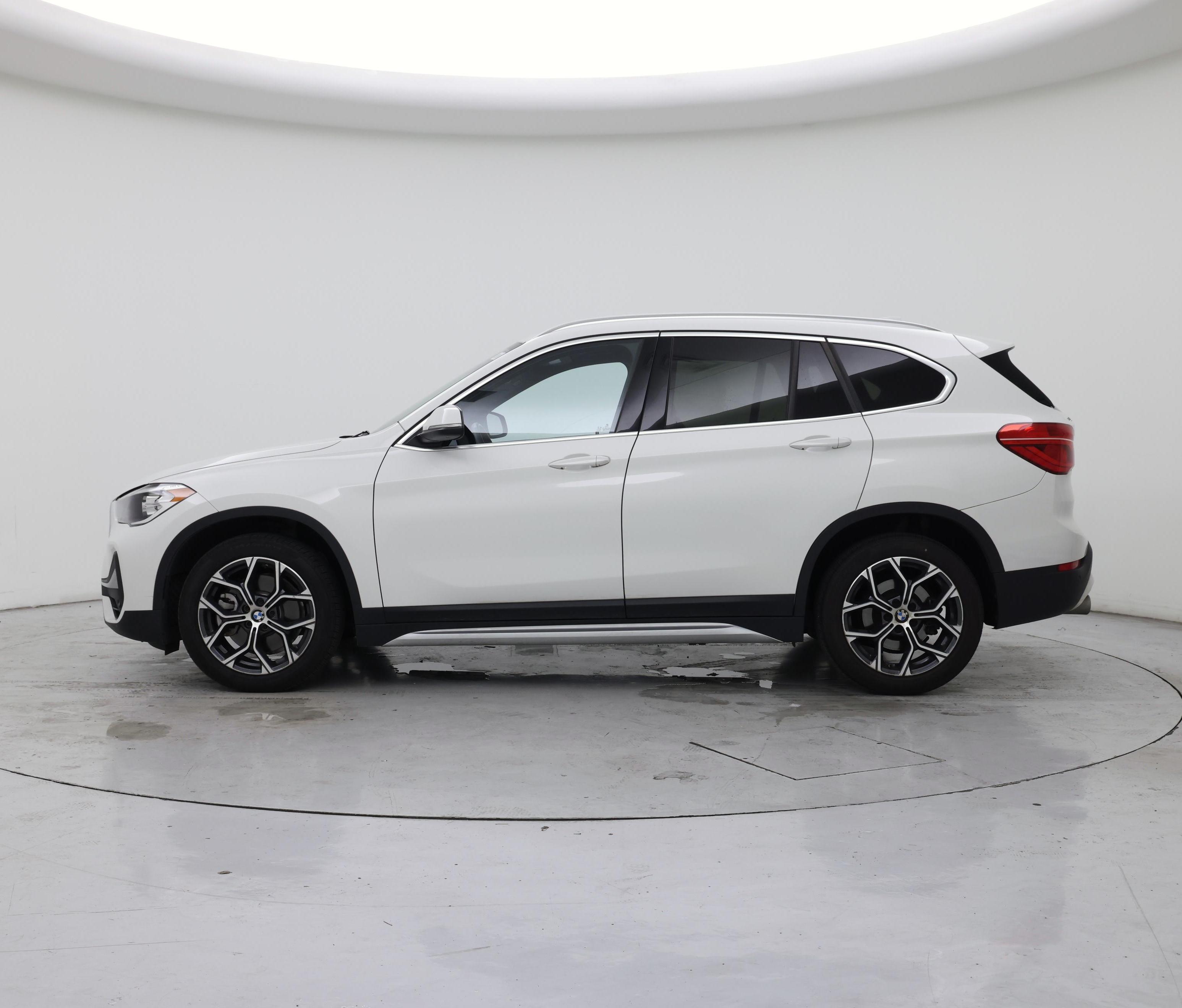Thumbnail: 2022 BMW X1 - 3