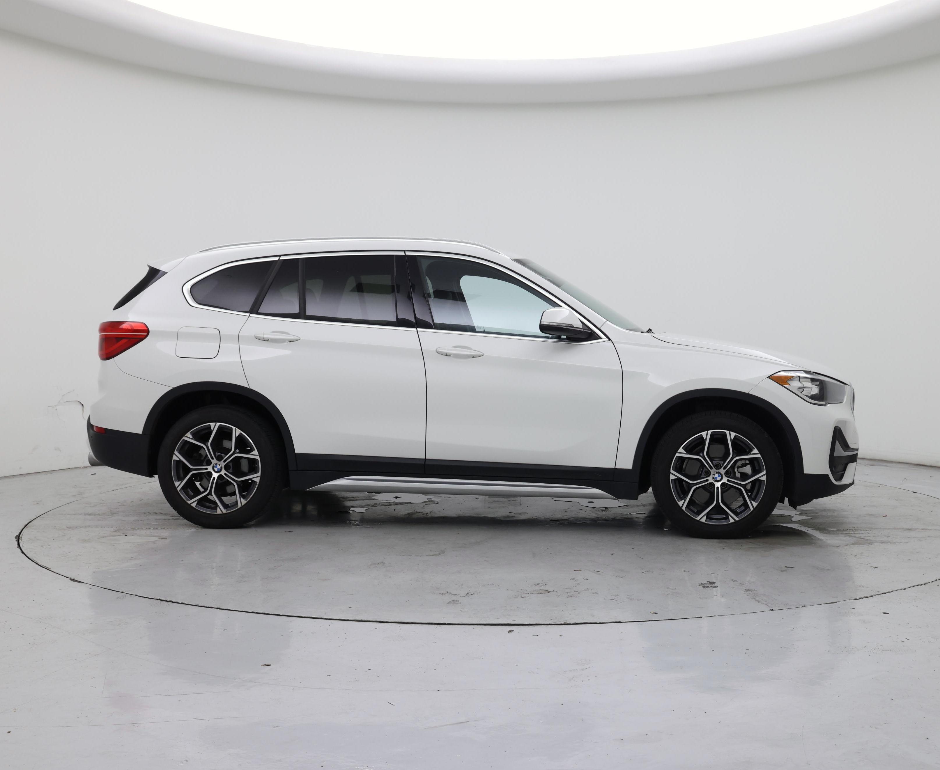 Thumbnail: 2022 BMW X1 - 7