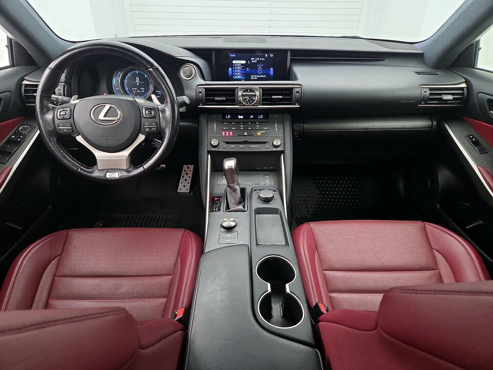 2019 Lexus IS 300 F SPORT - Photo 10