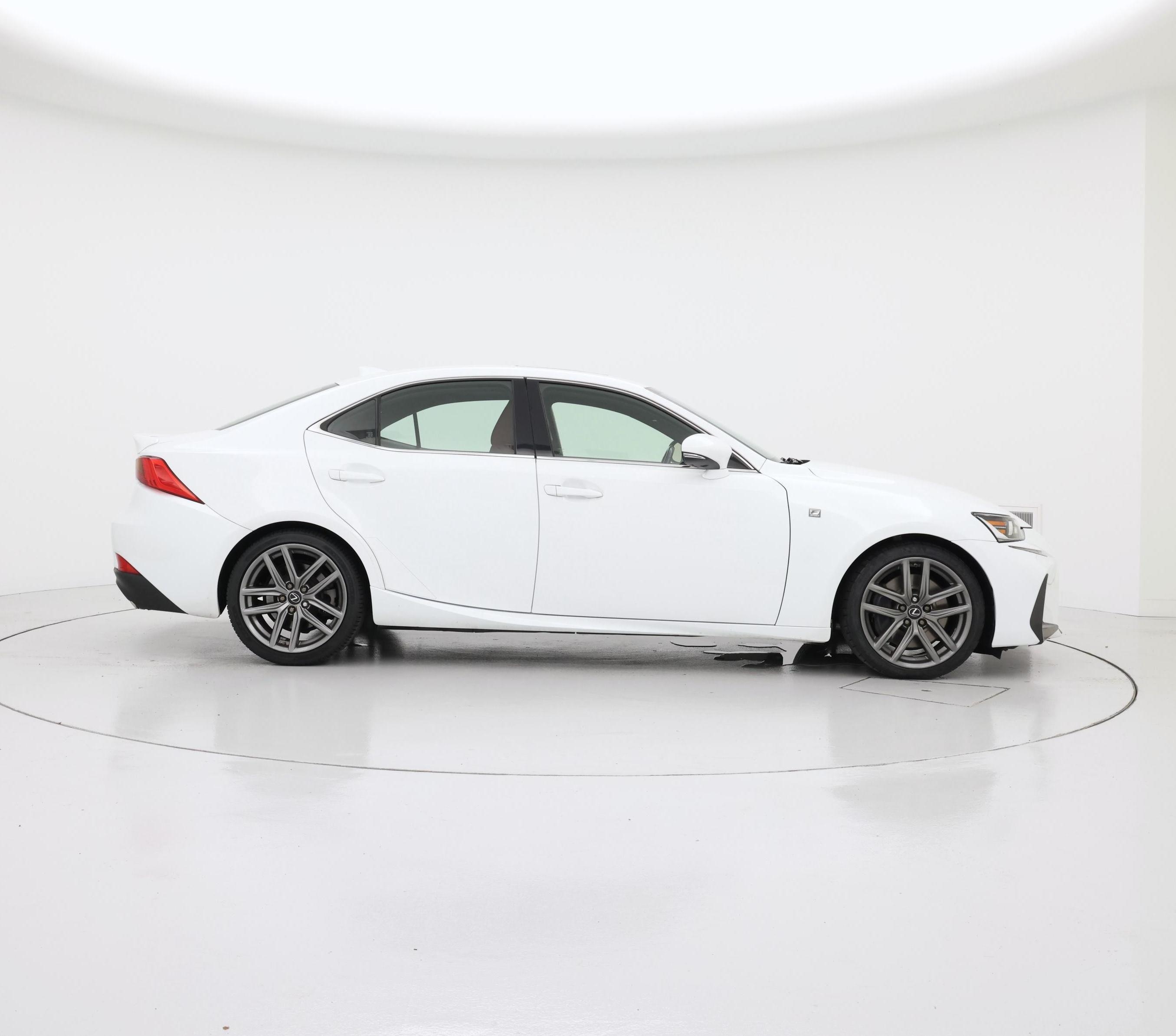 Thumbnail: 2019 Lexus IS - 7
