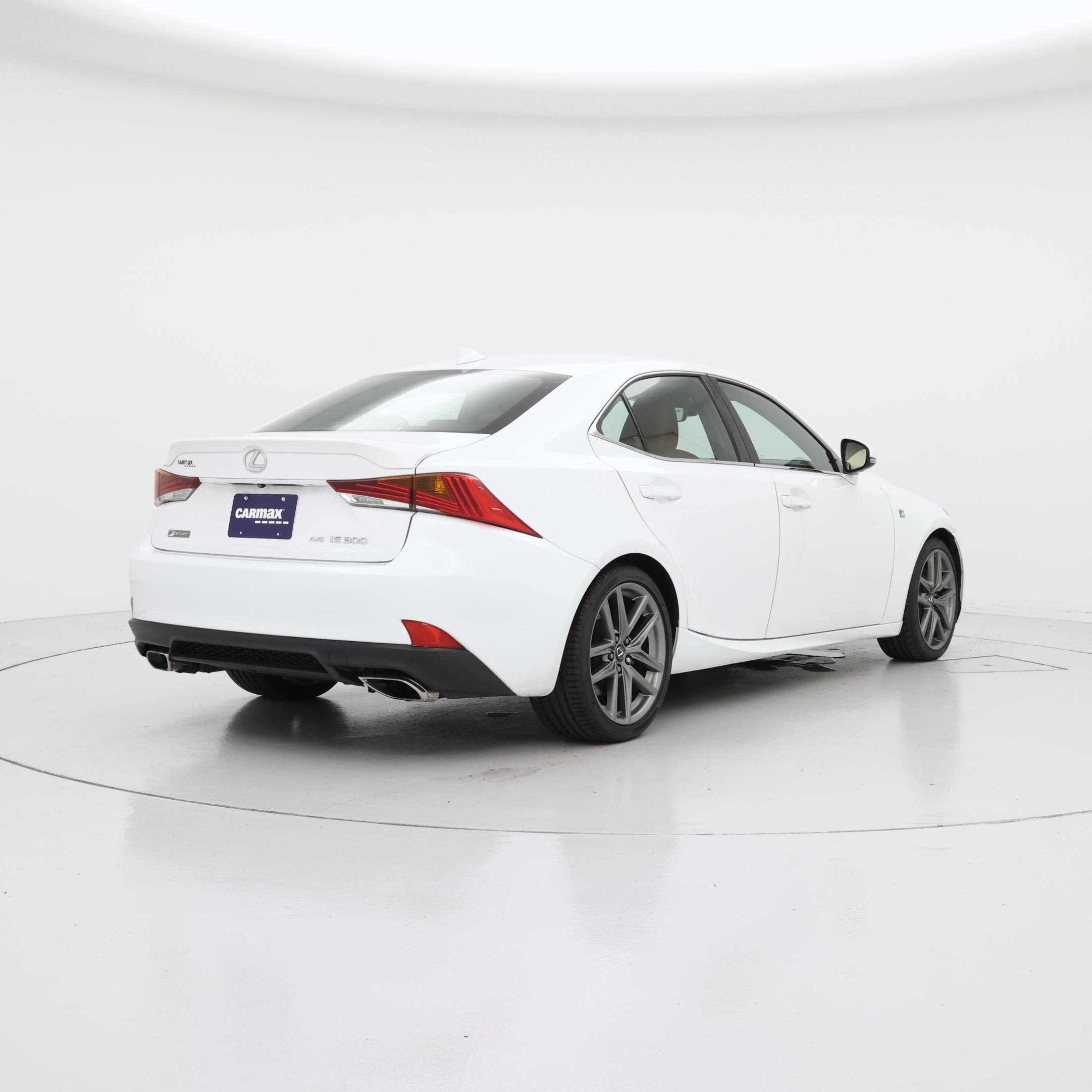 Thumbnail: 2019 Lexus IS - 8
