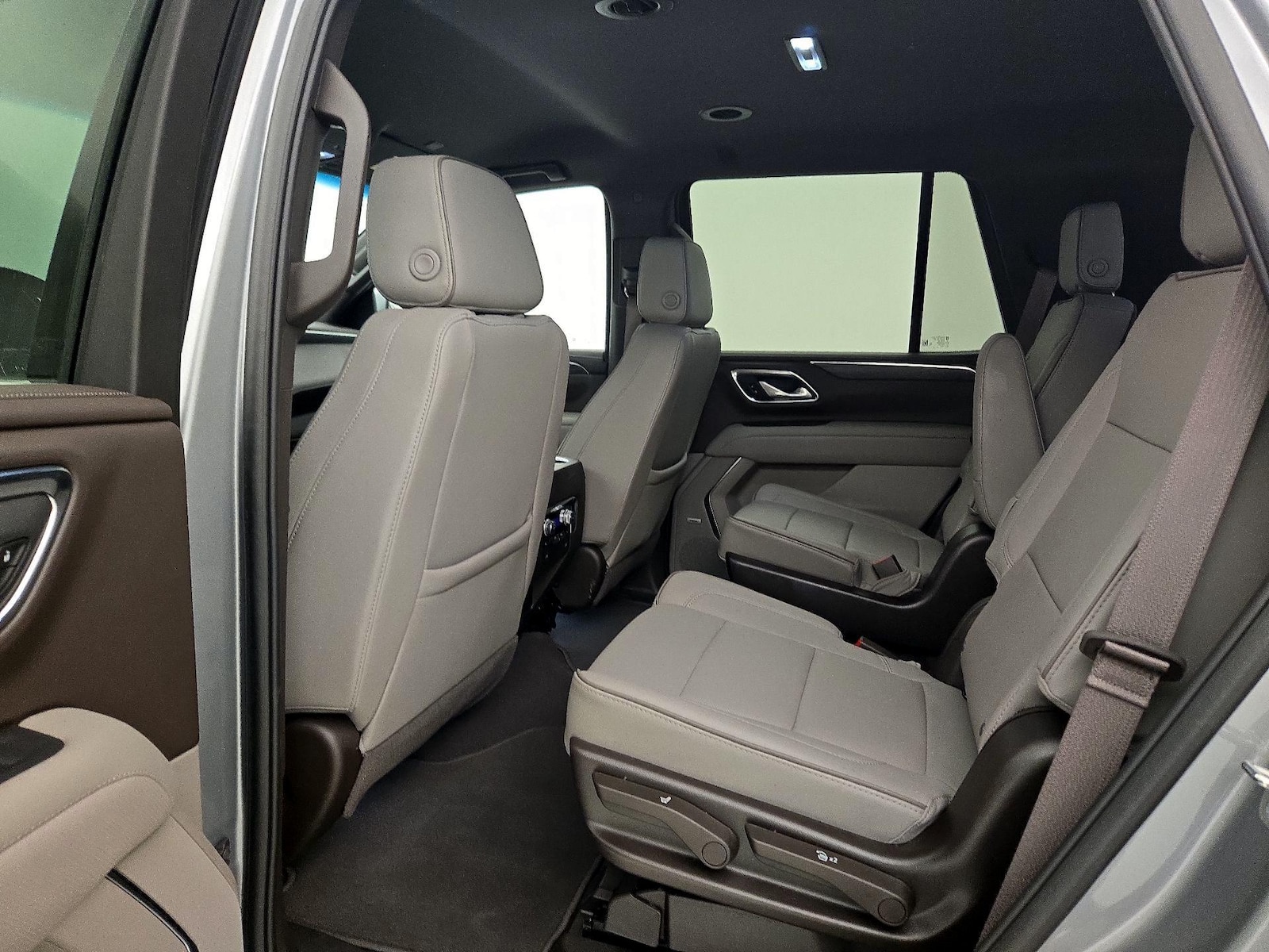 2024 GMC Yukon SLT - Photo 20