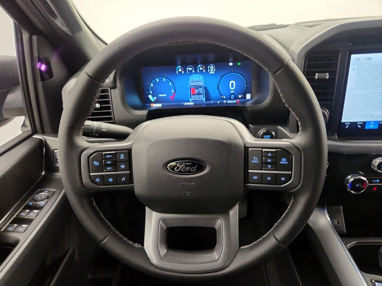 2025 Ford F-150 XLT - Photo 11