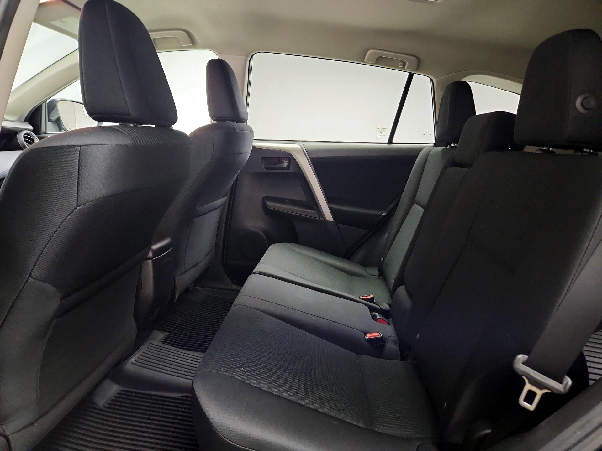 Thumbnail: 2017 Toyota RAV4 - 19