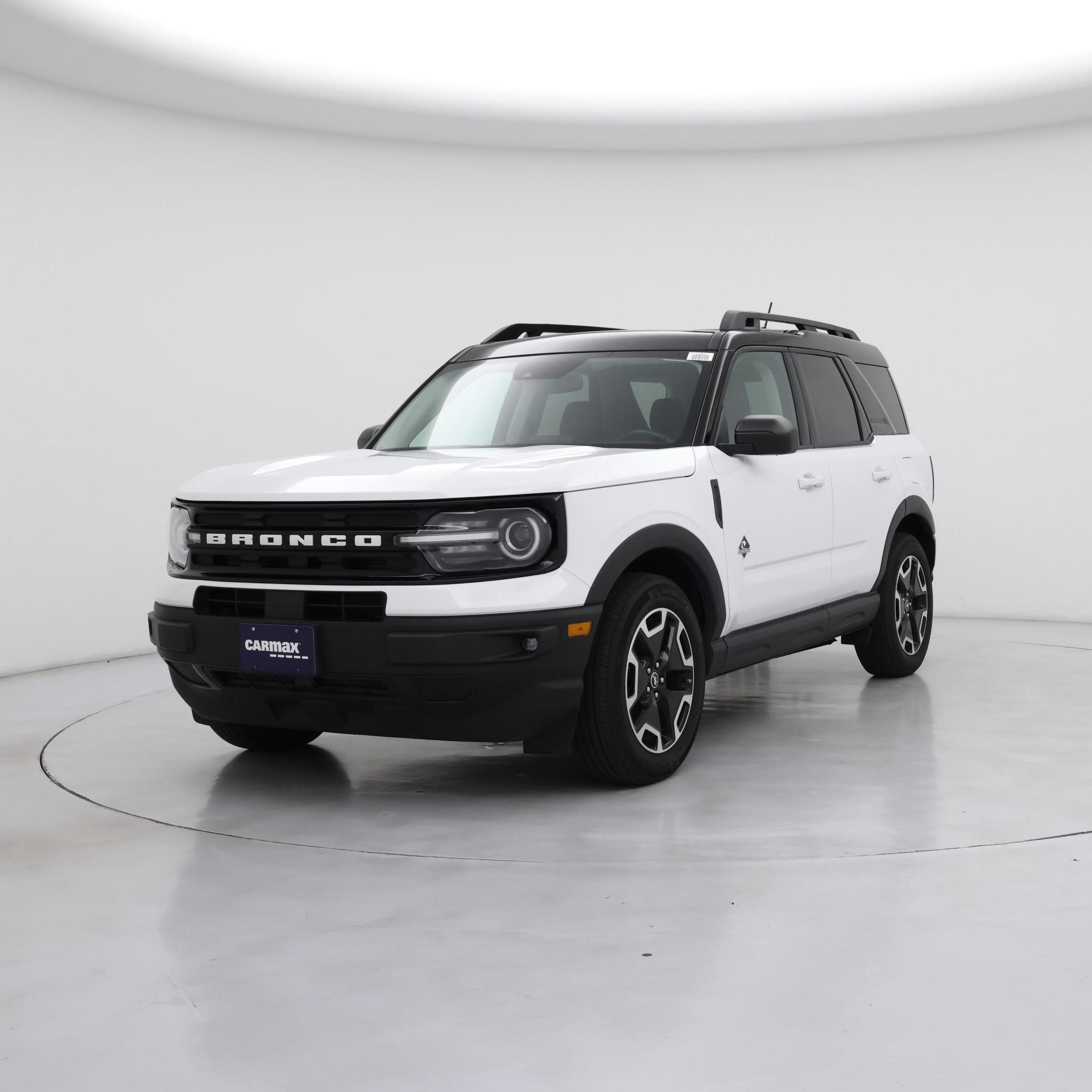 Thumbnail: 2023 Ford Bronco Sport - 4