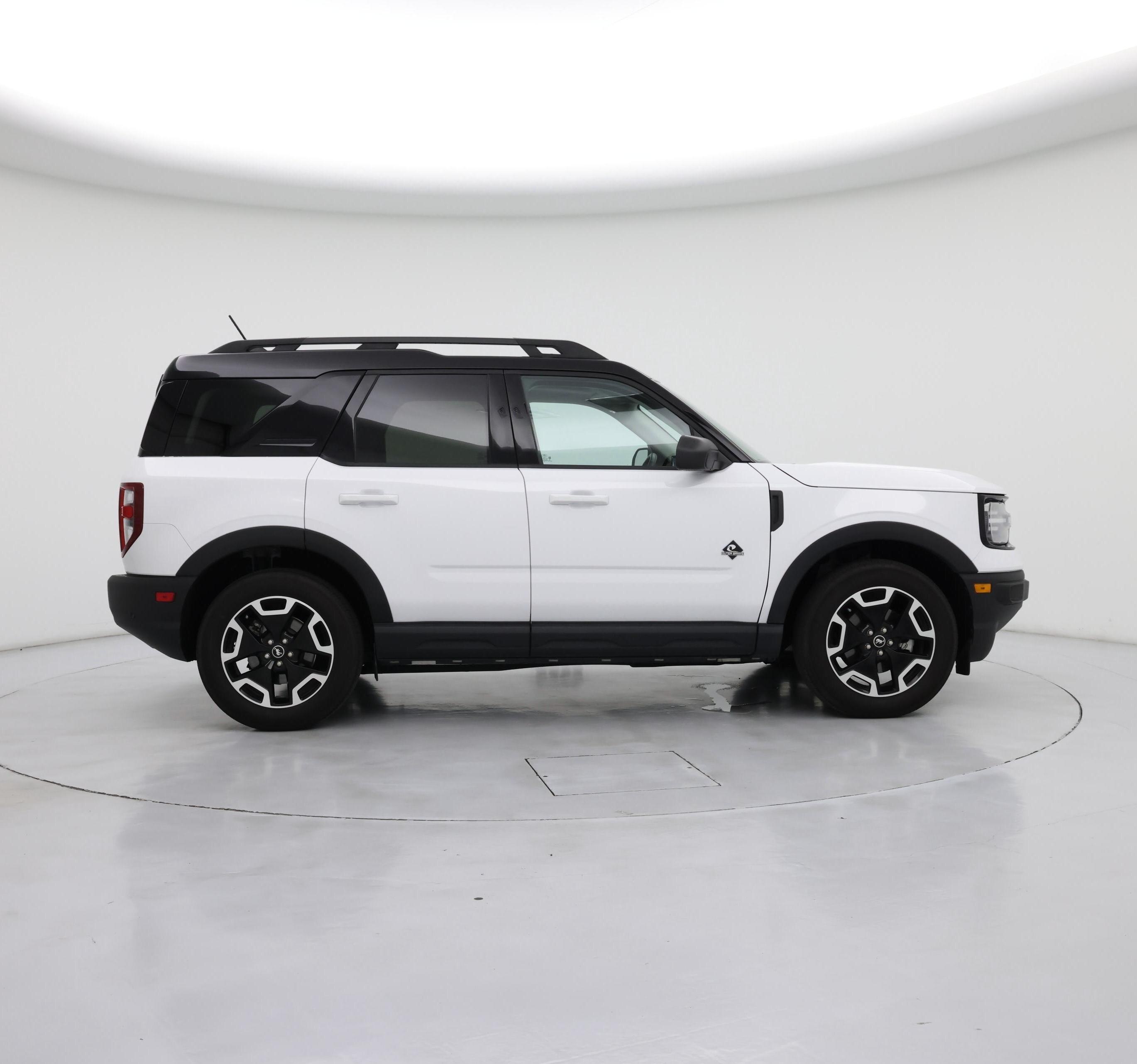 Thumbnail: 2023 Ford Bronco Sport - 7