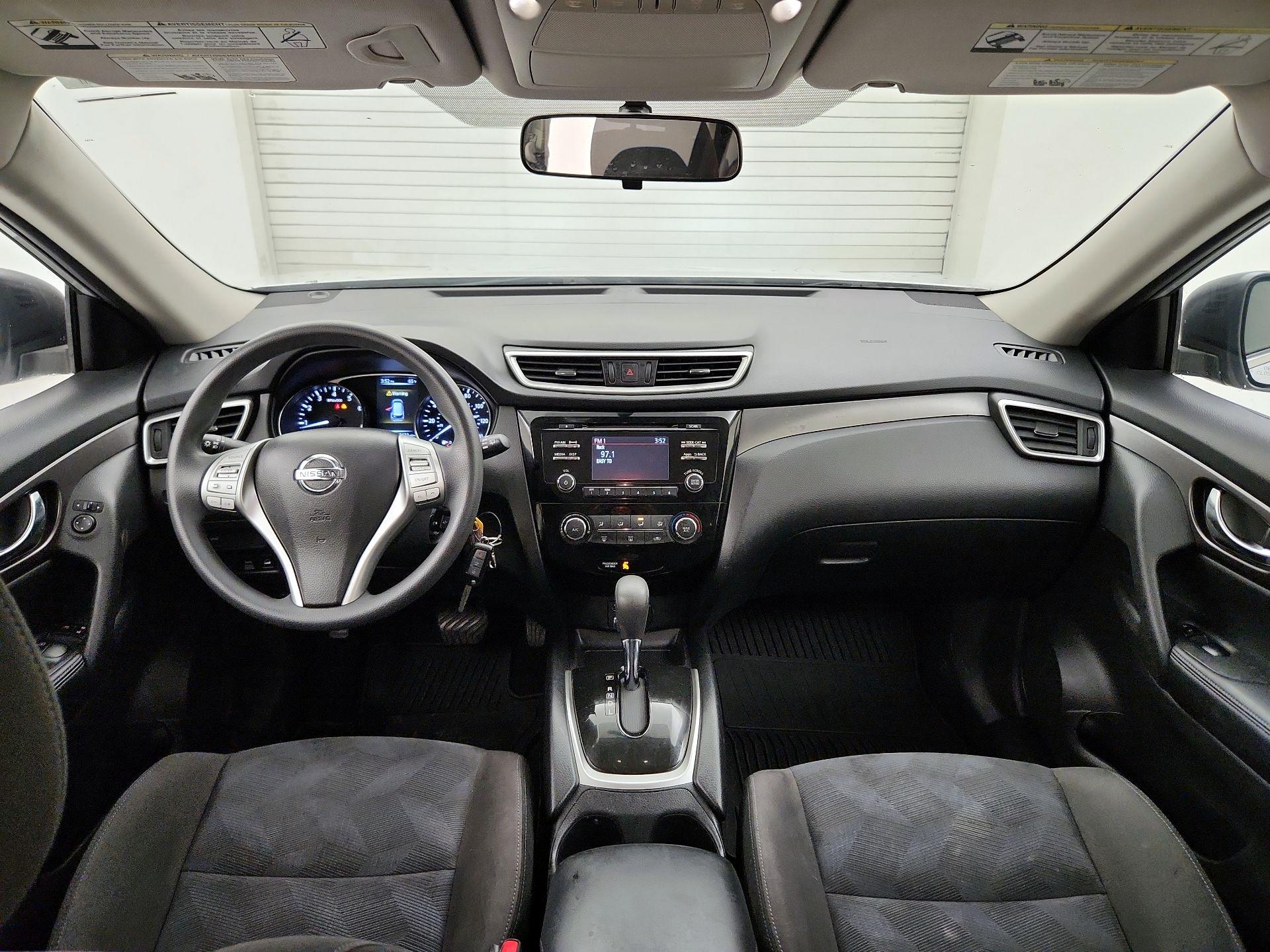 Thumbnail: 2015 Nissan Rogue - 9