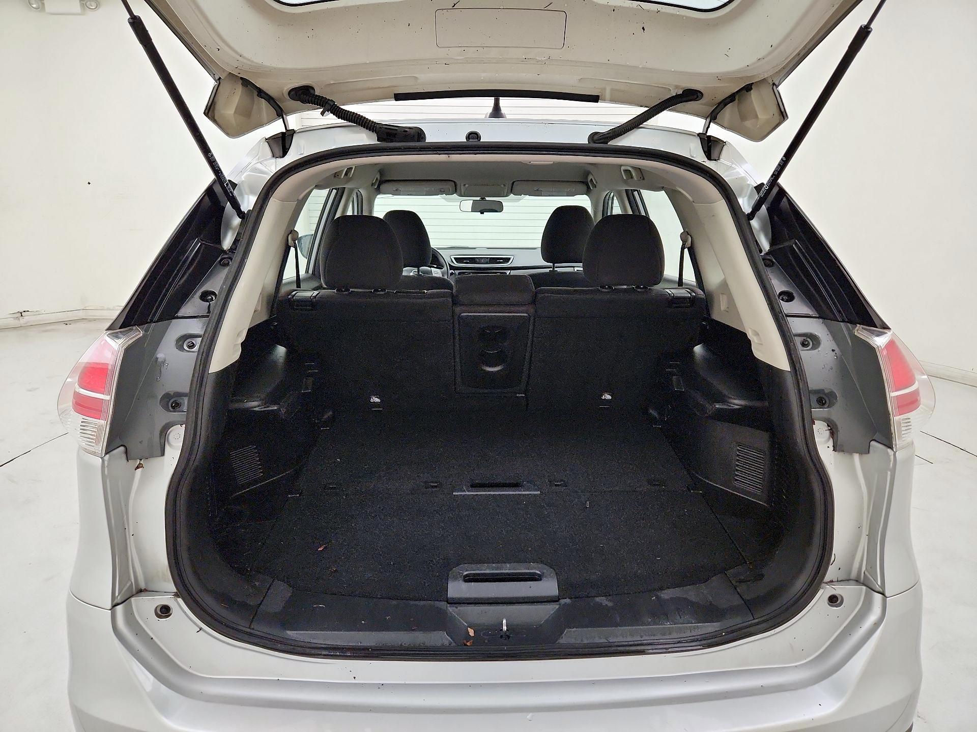 Thumbnail: 2015 Nissan Rogue - 20